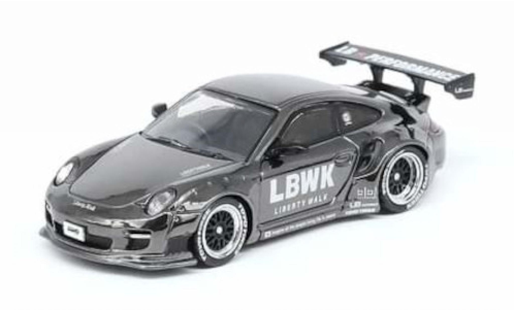 Porsche 997 1/64 INNO64 911 () Liberty Walk chrom LBWK Auto Salon Diorama mit 3 Figuren modellino in miniatura