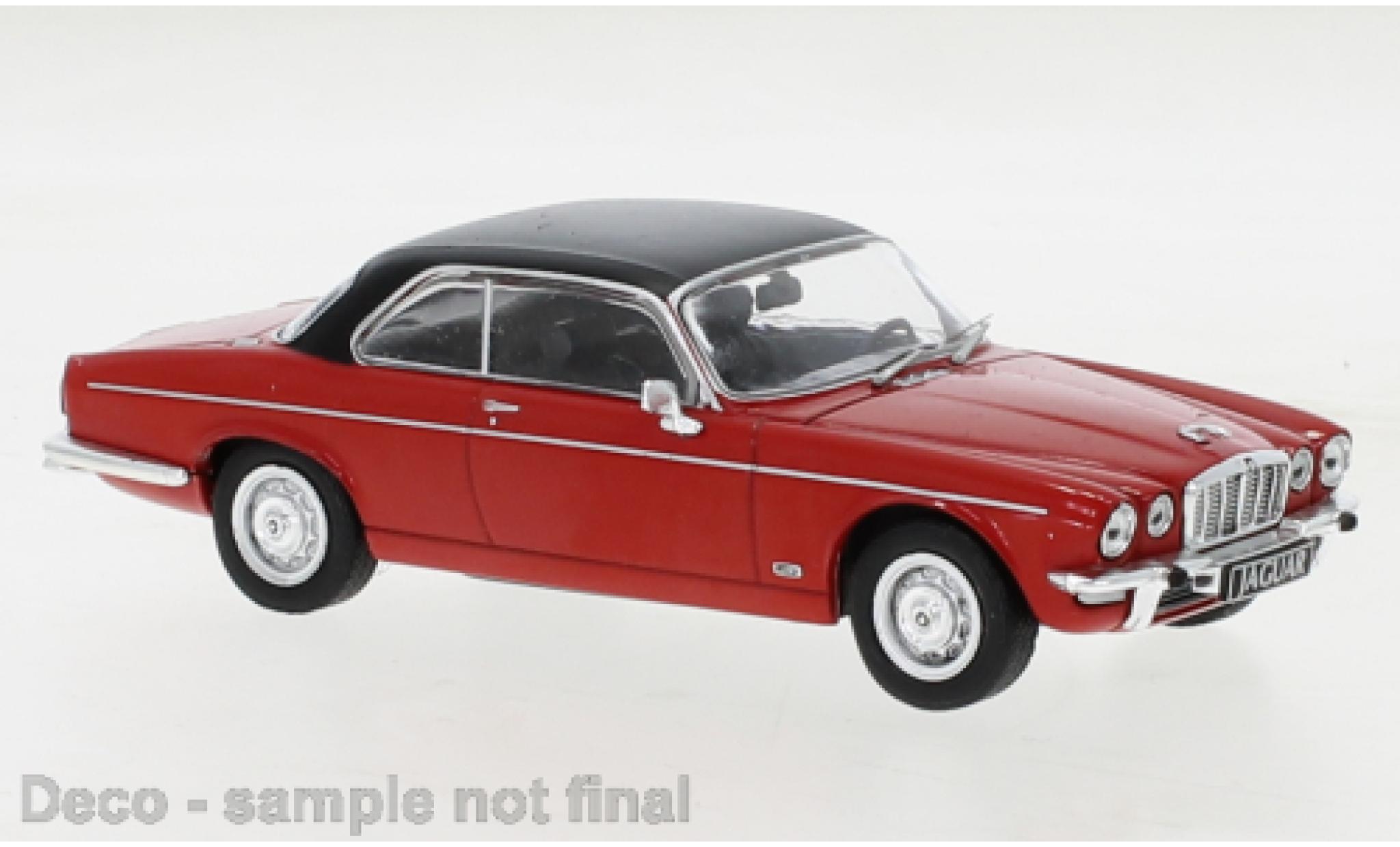 Jaguar XJ 1/43 IXO 12 C rosso/nero 1976 modellino in miniatura