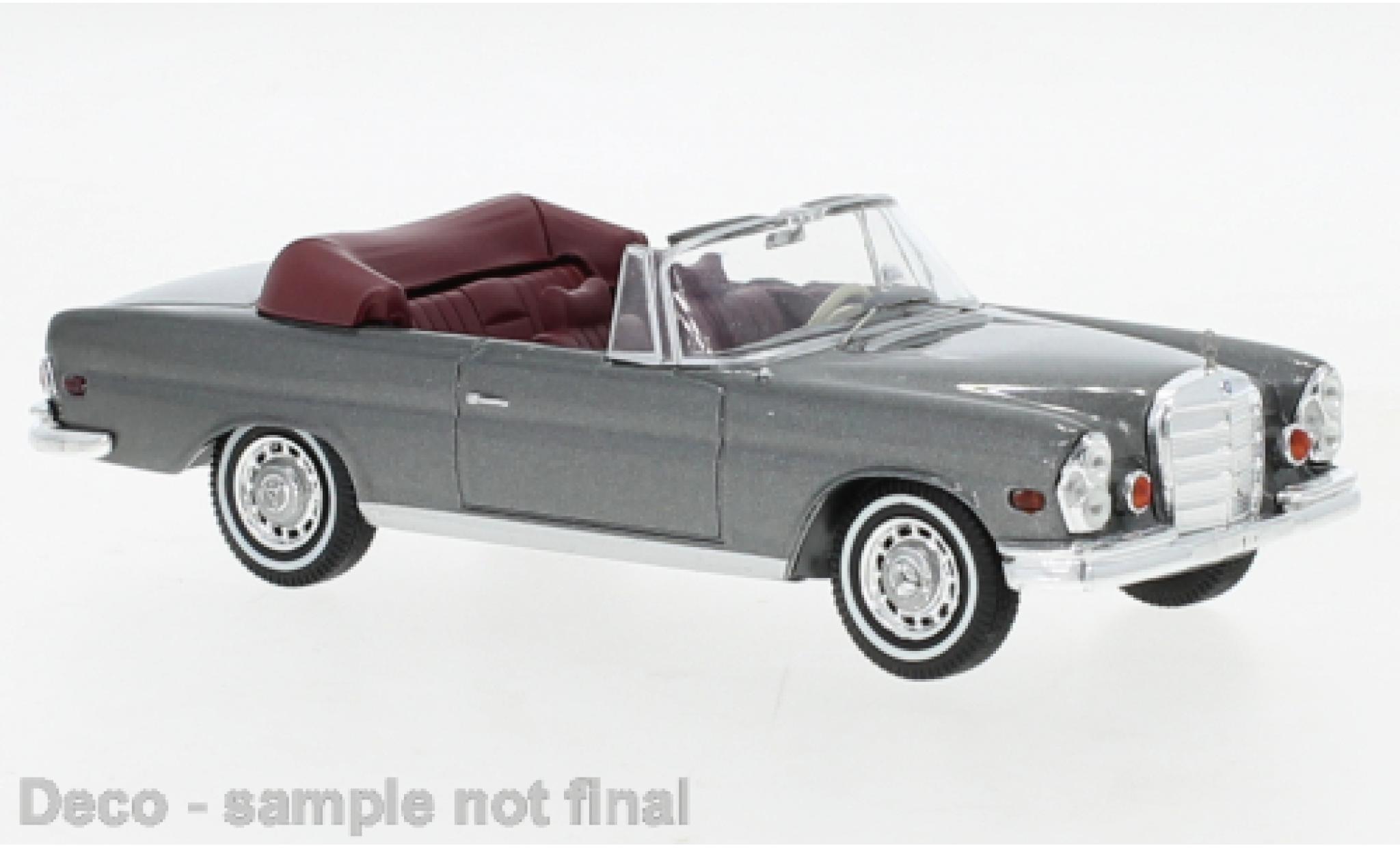 Mercedes 280 1/43 IXO SE 3.5 (W111) metallise grigio 1969 modellino in miniatura