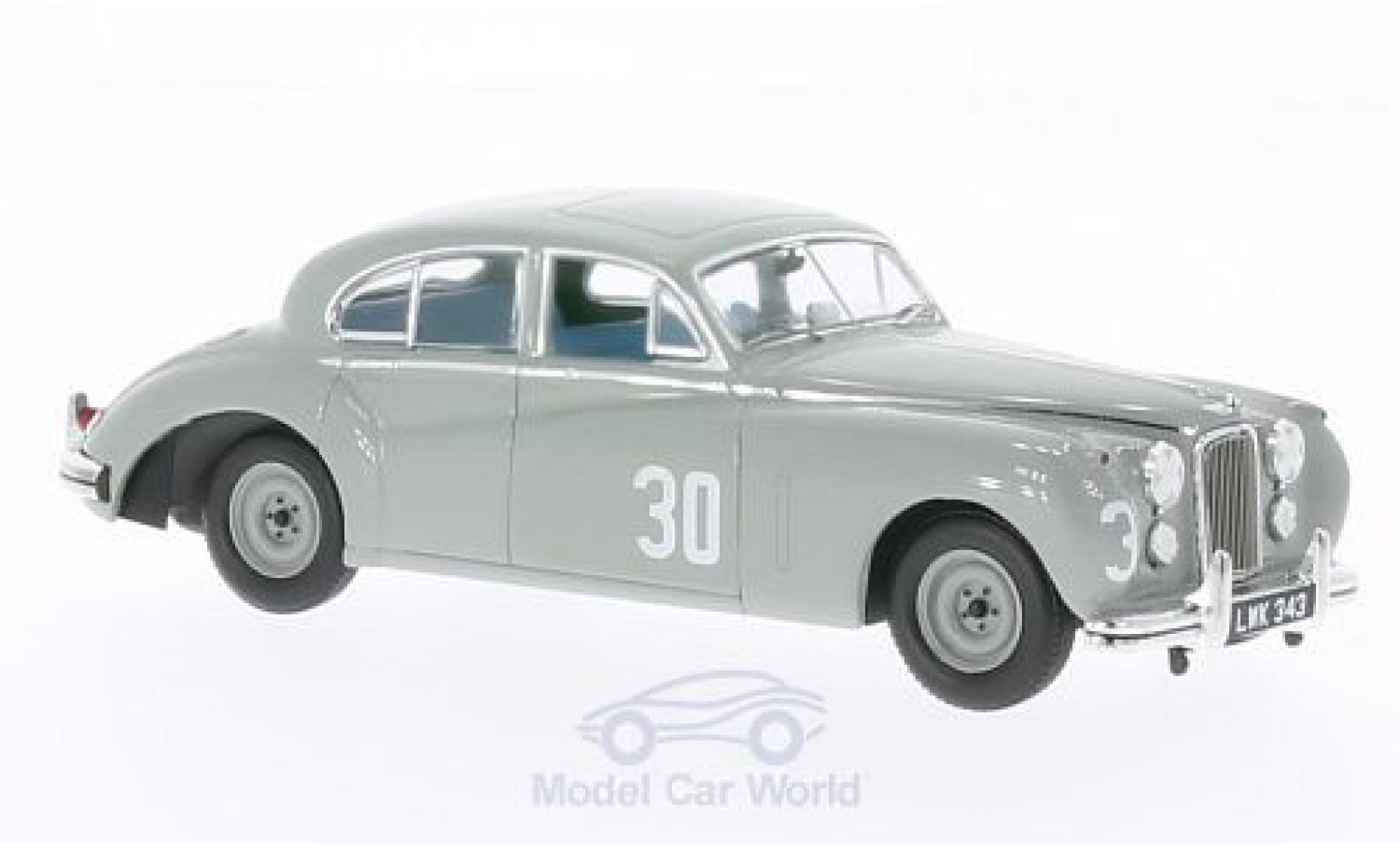 Jaguar MK 2 1/43 IXO VII No.30 BTCC Silverstone 1952 S.Moss modellino in miniatura
