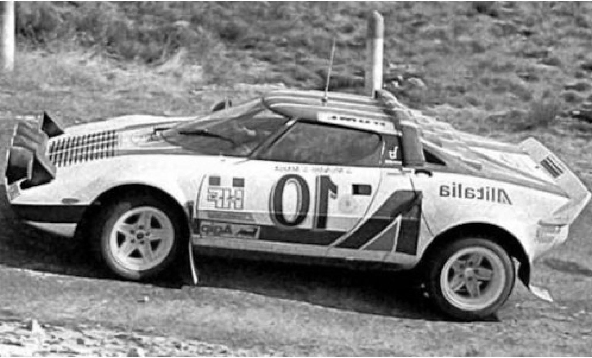 Lancia Stratos 1/43 IXO HF No.10 Alitalia Racing Team Alitalia Rallye Monte Carlo 1976 S.Munari/S.Maiga modellino in miniatura