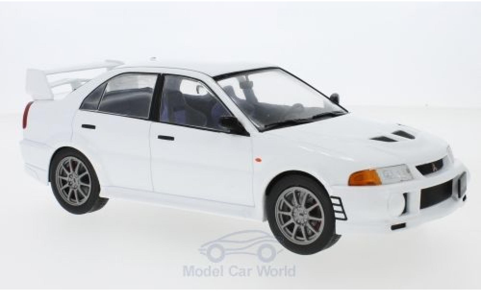 Mitsubishi Lancer Evolution VI 1/18 IXO RS Evolution VI bianco 1998 modellino in miniatura