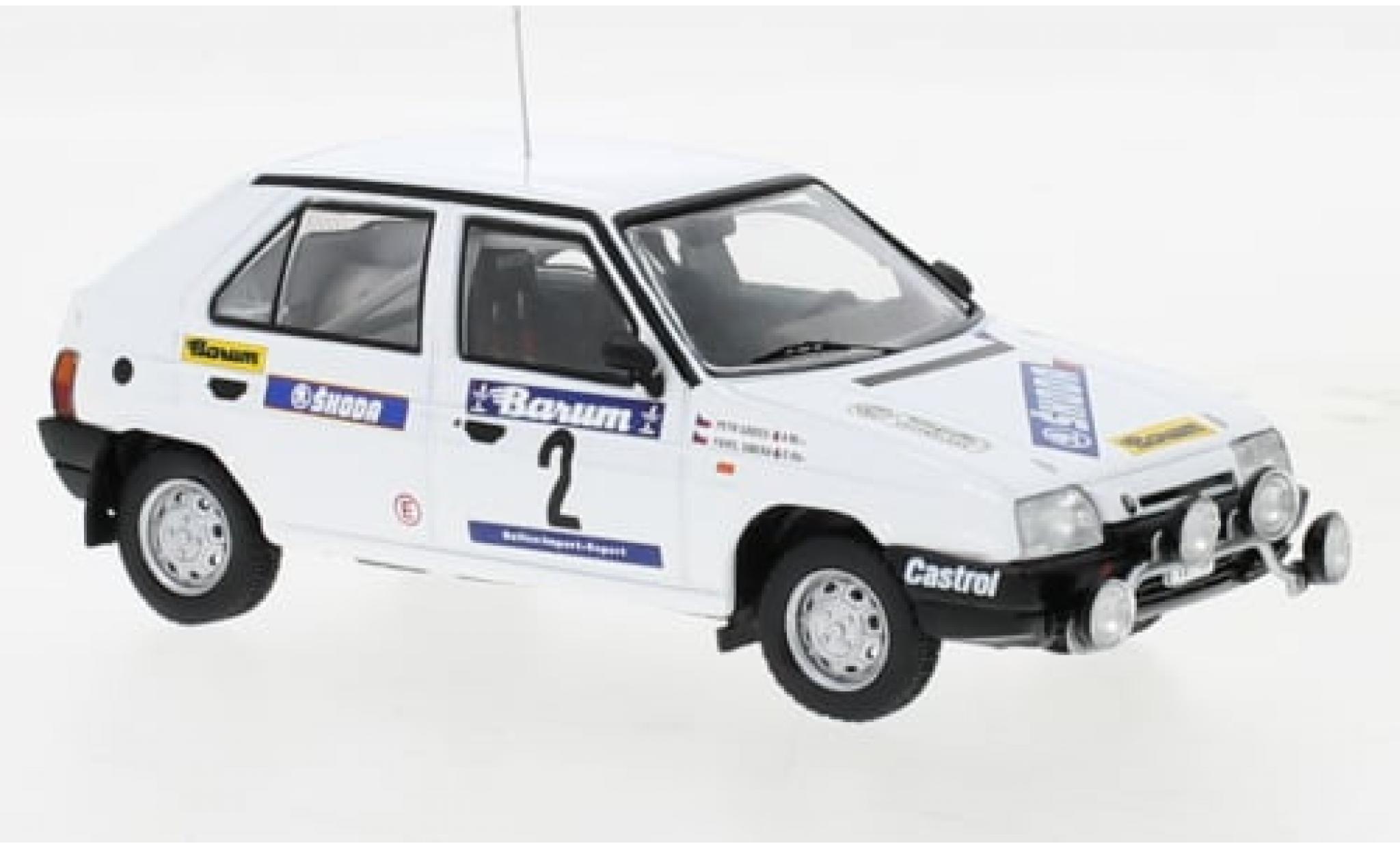 Skoda Favorit 1/43 IXO 136L No.2 Rallye Valašskaá Zima 1989 1:43 modellino in miniatura