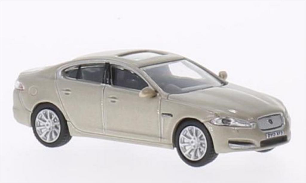 Jaguar XF 1/76 Oxford metallico beige RHD modellino in miniatura