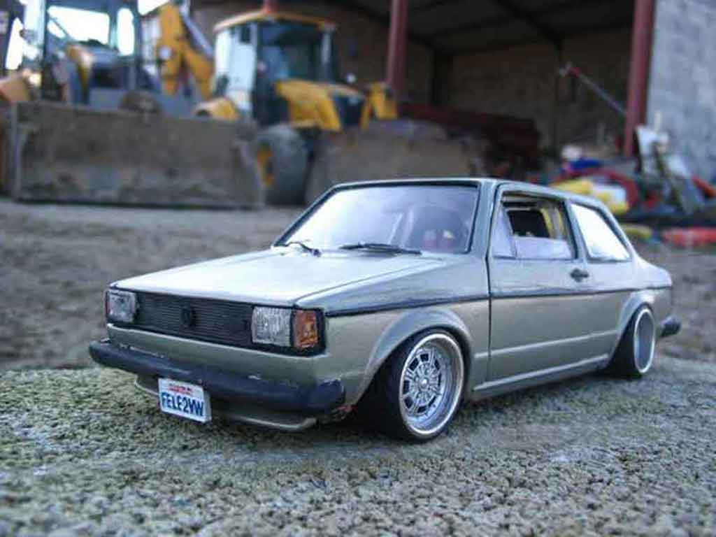Volkswagen Jetta 1/18 Sun Star mk1 rats modellino in miniatura