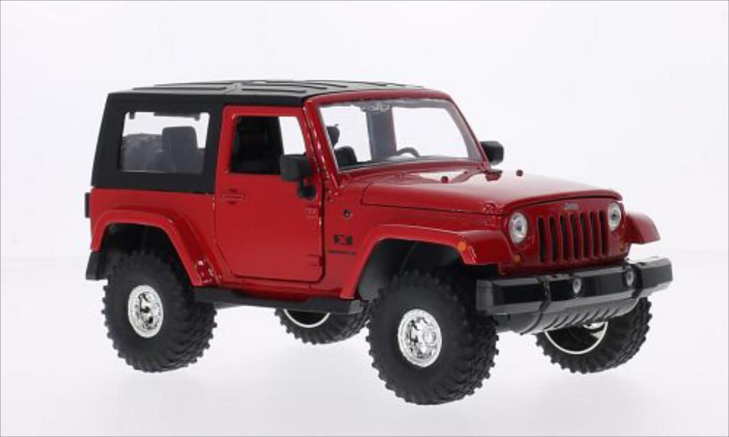 Jeep Wrangler 1/24 Jada Toys rosso/nero 2007 modellino in miniatura