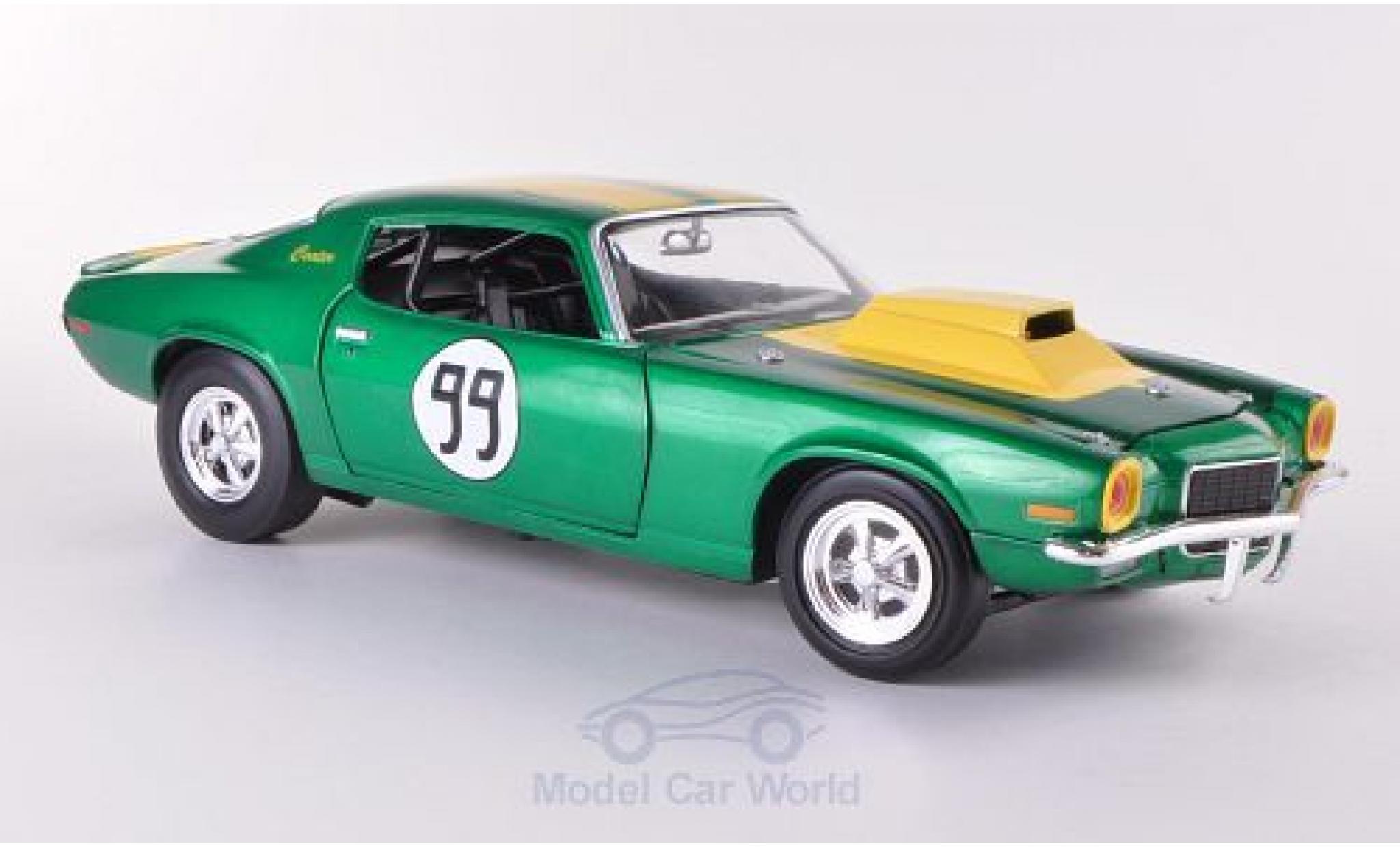 Chevrolet Camaro RS 1/18 Johnny Lightning 350 No.99 1970 The Dukes of Hazzard - Cooters Chevy modellino in miniatura