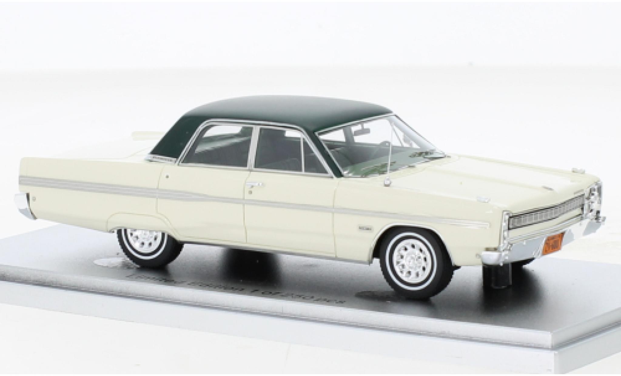 Plymouth Fury 1/43 Kess 4-Door Sedan beige/verde 1968 modellino in miniatura