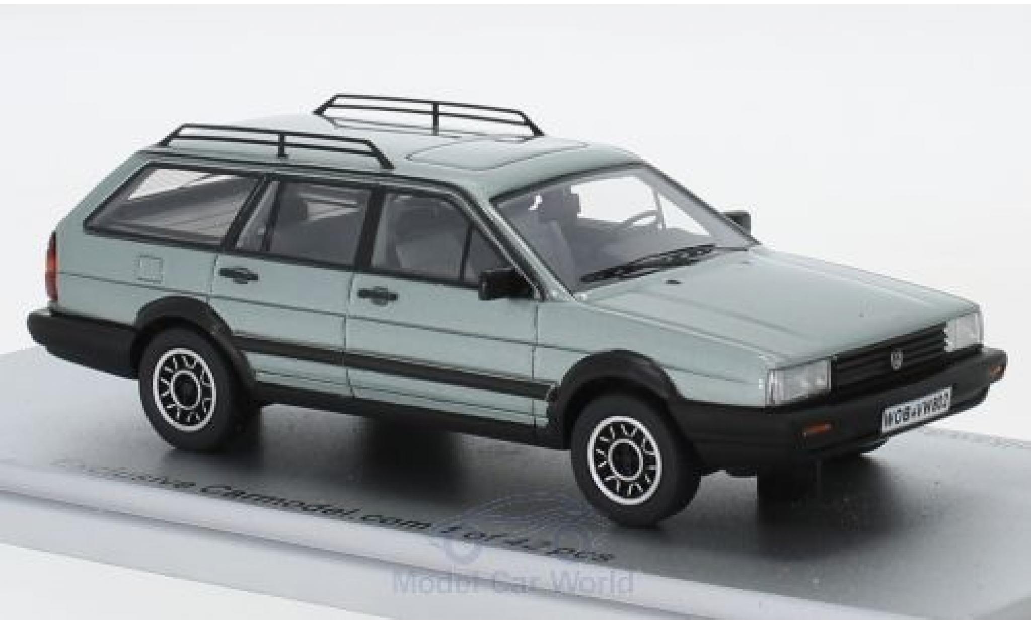 Volkswagen Passat 1/43 Kess Variant GT Syncro metallico verde 1985 modellino in miniatura