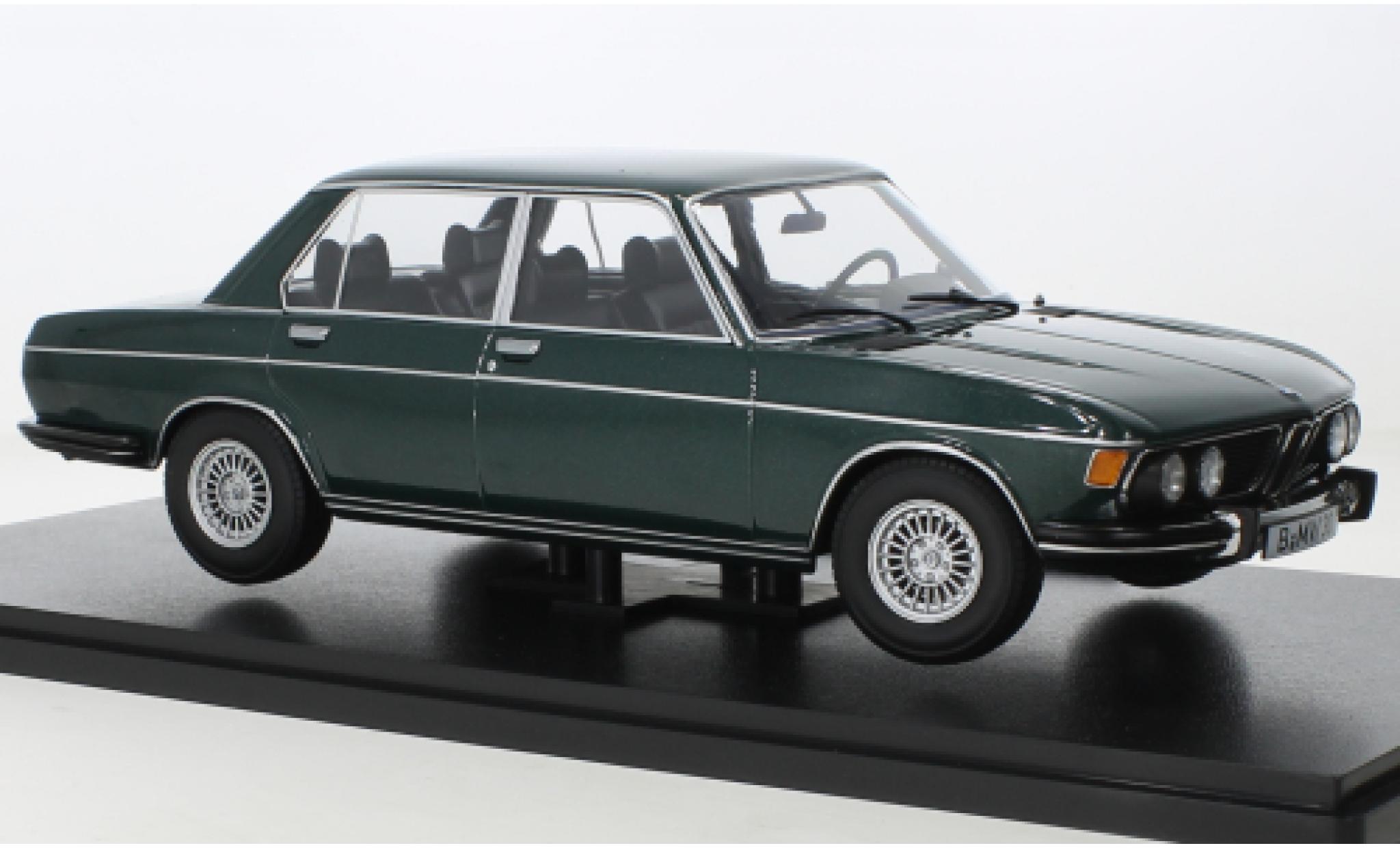 Bmw 3.0 1/18 KK Scale S (E3) metallise verde foncé 1971 modellino in miniatura