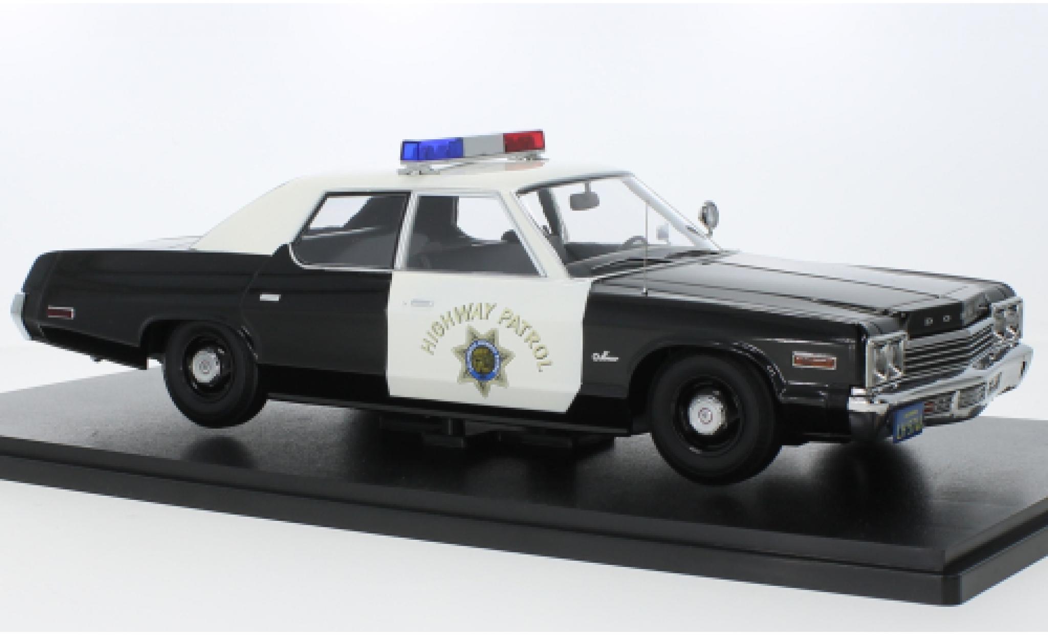 Dodge Monaco 1/18 KK Scale California autoroute Patrol 1974 modellino in miniatura