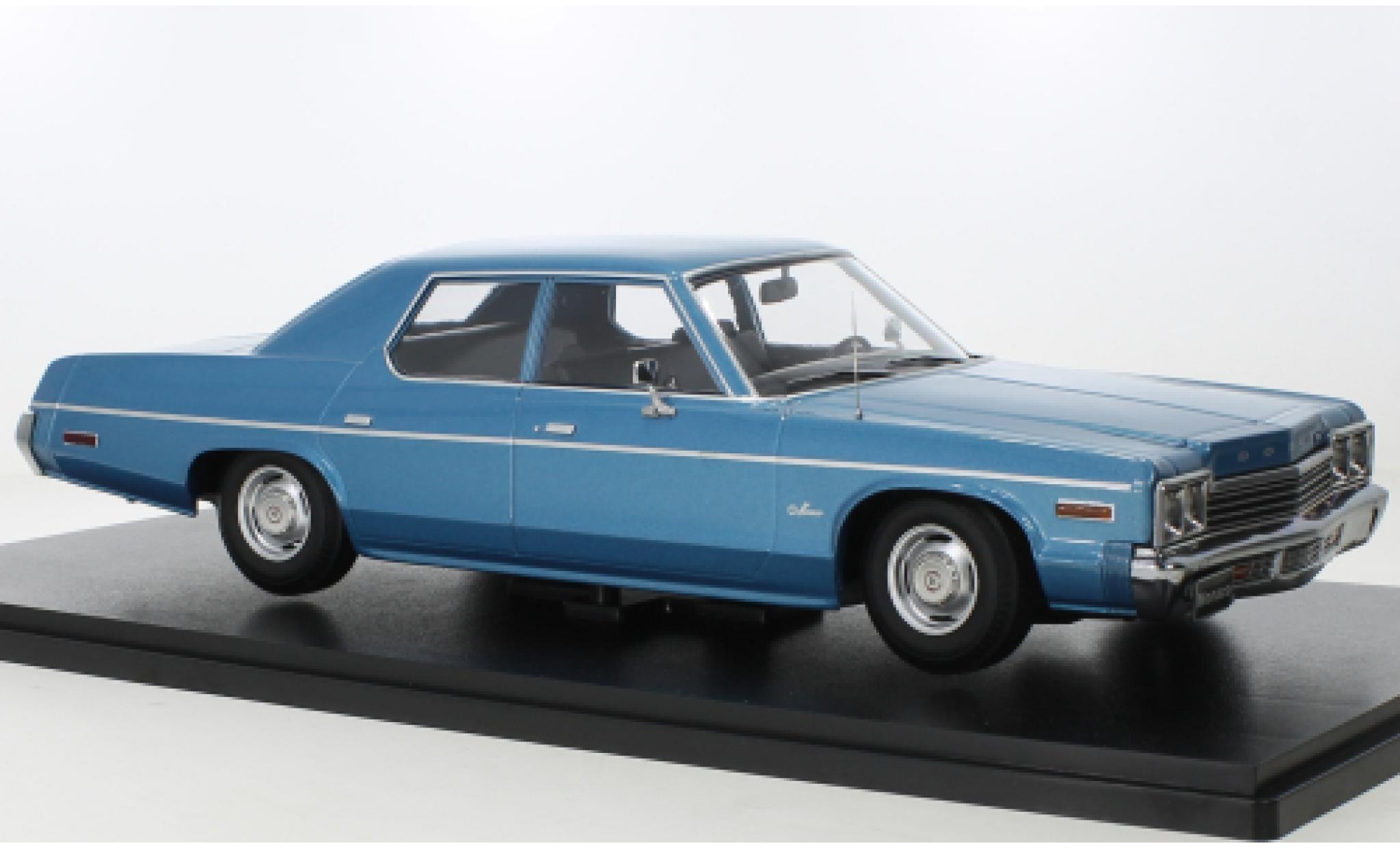 Dodge Monaco 1/18 KK Scale metallise blu 1974 modellino in miniatura