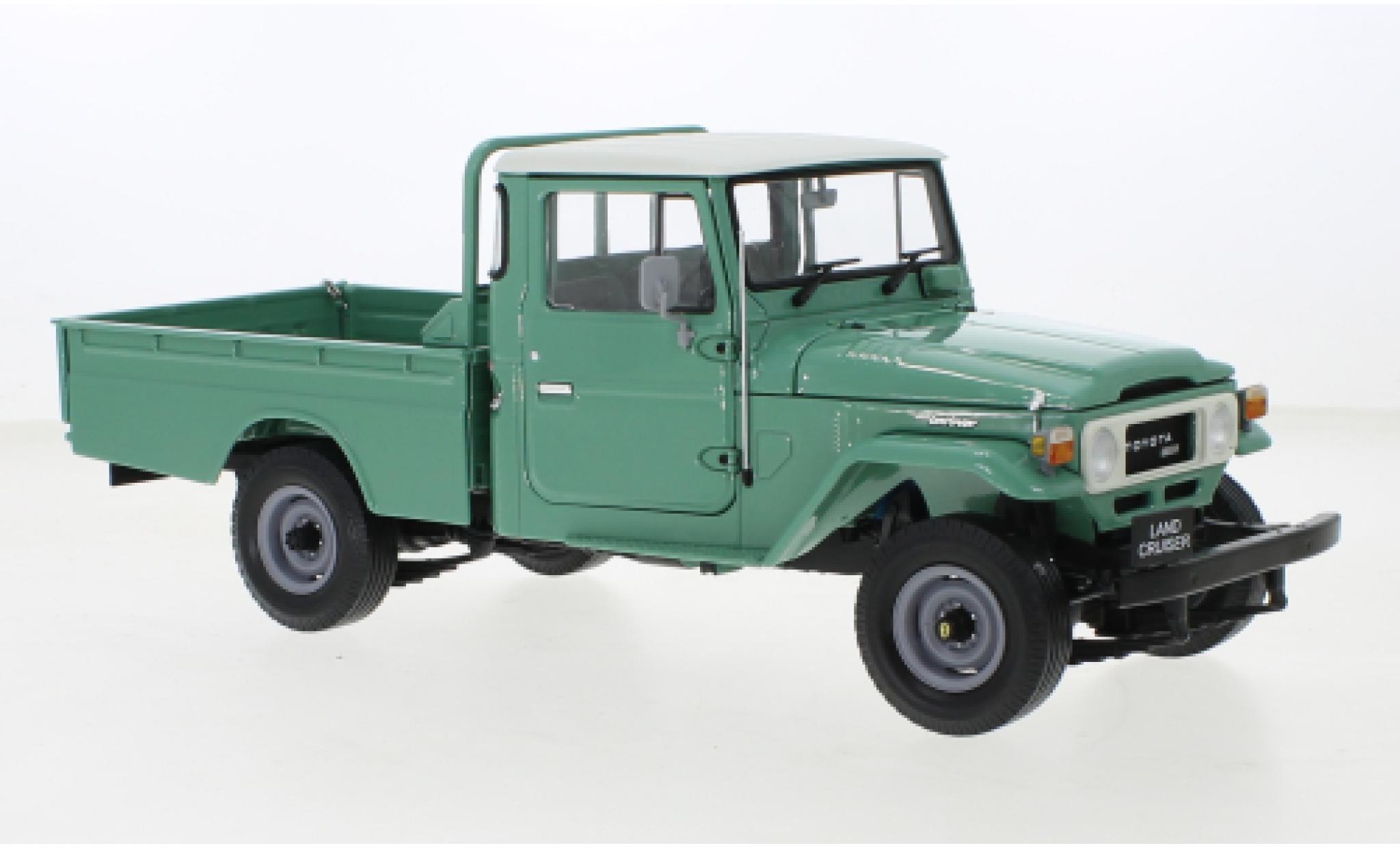 Toyota Land Cruiser 1/18 Kyosho 40 Pick Up verde modellino in miniatura