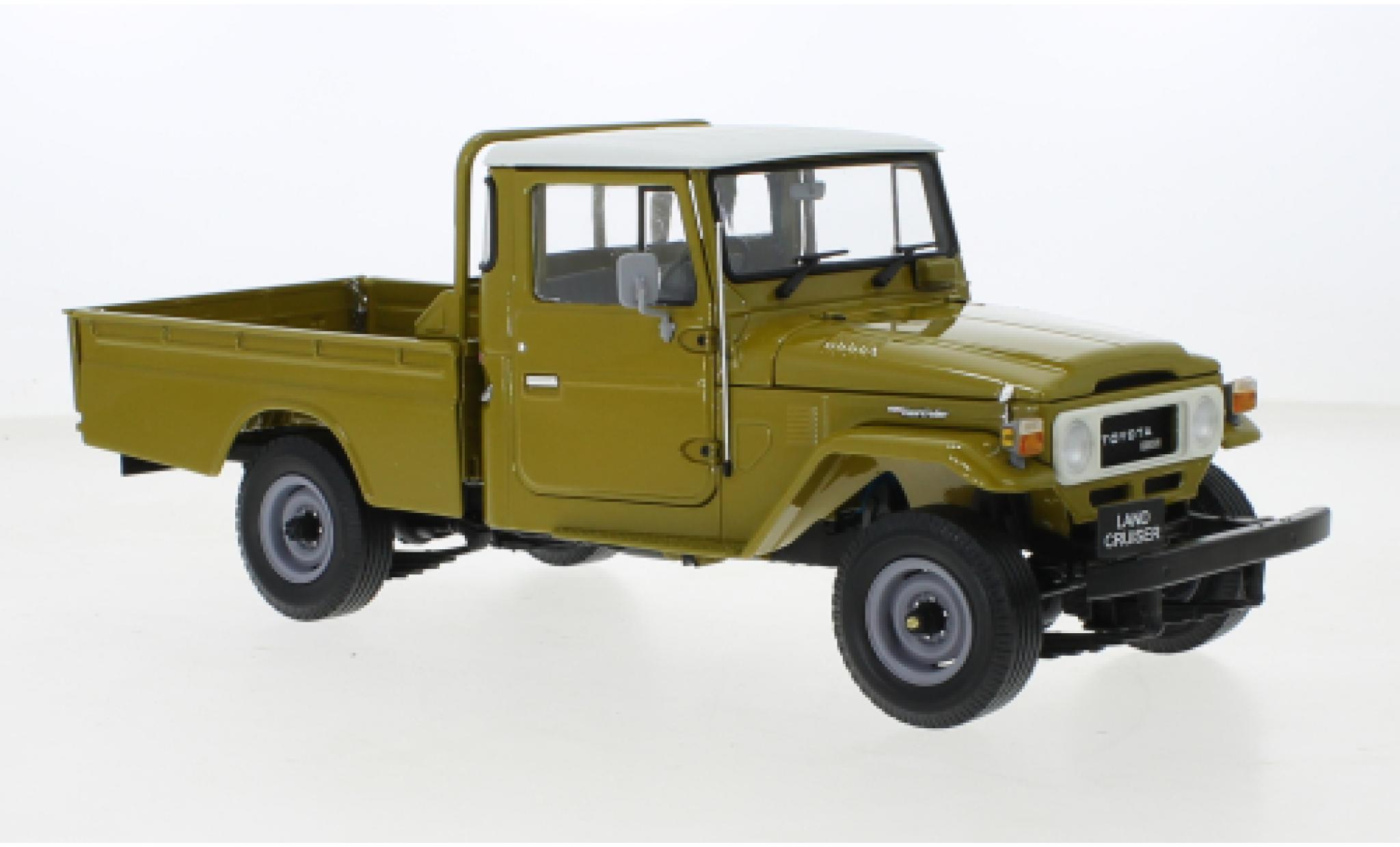 Toyota Land Cruiser 1/18 Kyosho 40 Pick Up oliv modellino in miniatura
