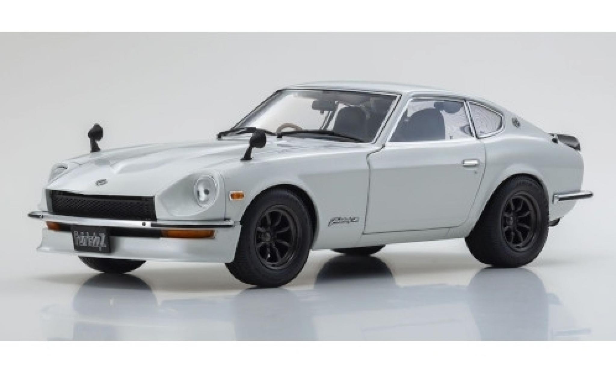 Nissan Fairlady Z 1/18 Kyosho (S30) bianco RHD 1970 modellino in miniatura