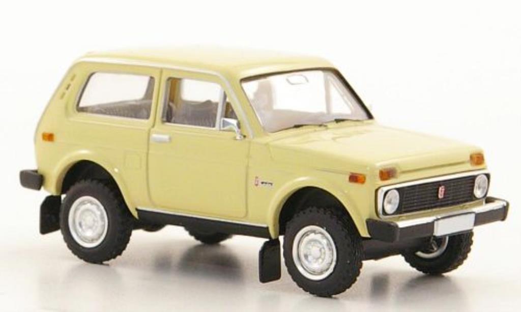 Lada Niva 1/87 Brekina beige modellino in miniatura