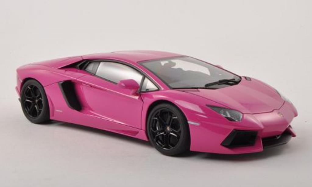 Lamborghini Aventador LP700-4 1/18 Autoart LP700-4 pink modellino in miniatura