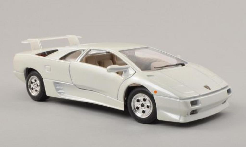 Lamborghini Diablo 1/24 Burago bianco modellino in miniatura