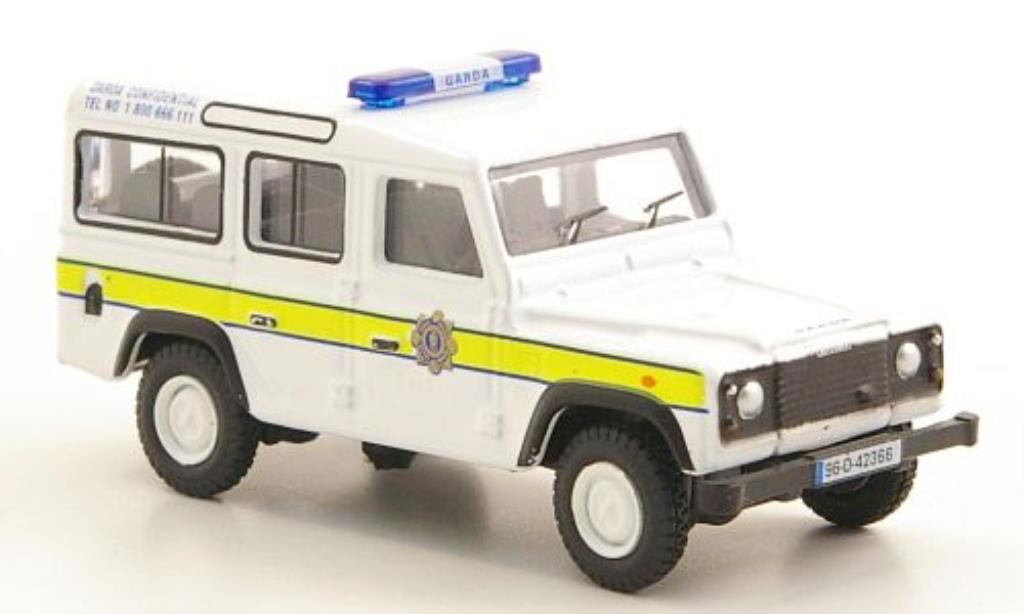 Land Rover Defender 1/76 Oxford Station Wagon Garda Confidential modellino in miniatura