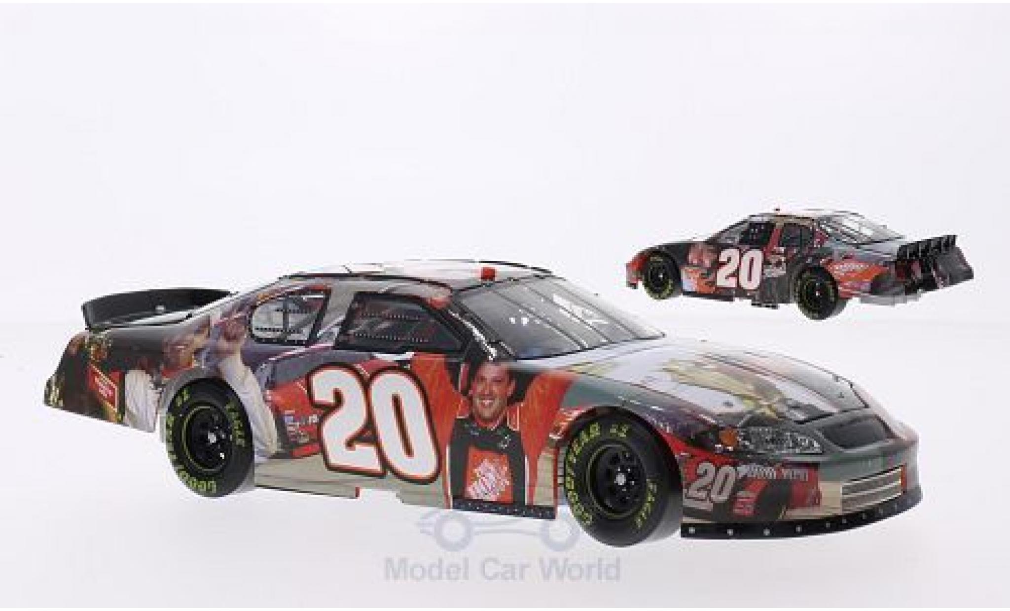 Chevrolet Monte Carlo 1/24 Lionel Racing No.20 Nascar 2005 Milestones 2x Nascar Champion T.Stewart modellino in miniatura