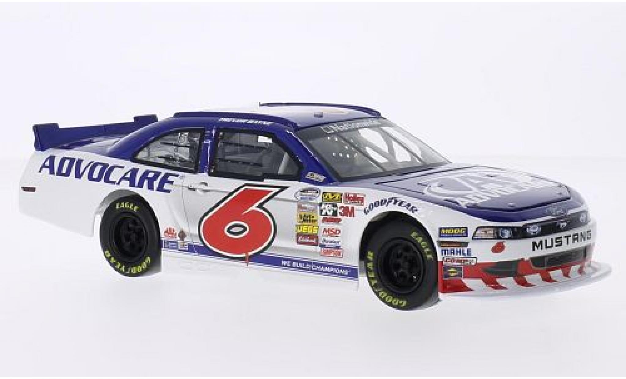 Ford Mustang 1/24 Lionel Racing No.6 Roush Fenway Racing Advocare Nascar 2014 T.Bayne modellino in miniatura