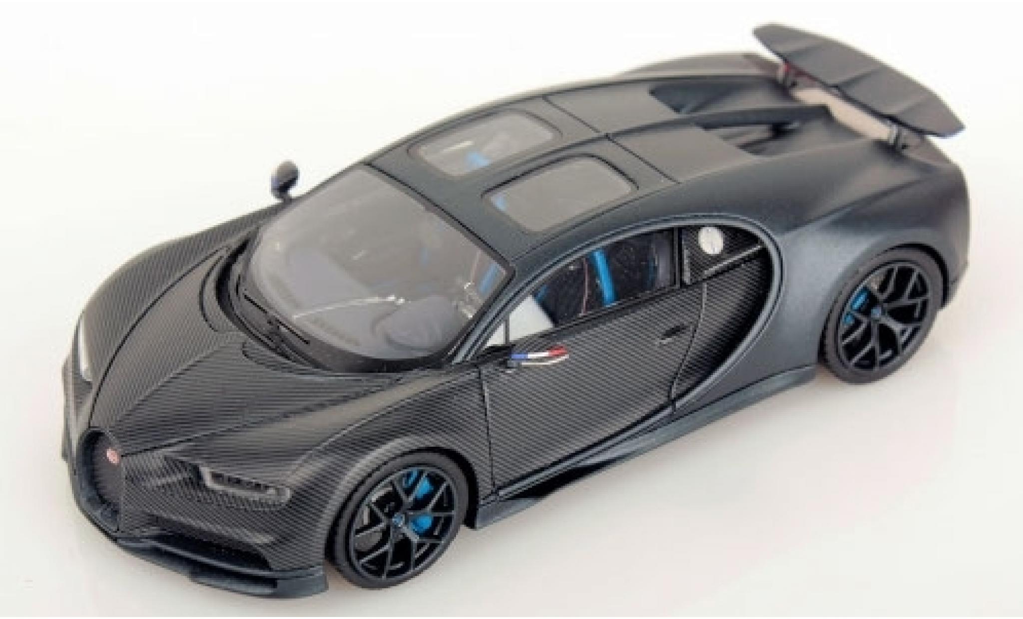 Bugatti Chiron 1/43 Look Smart Sport 110 Ans matt-carbon/matt-anthrazit avec ausgefahrenem aileron arrière modellino in miniatura