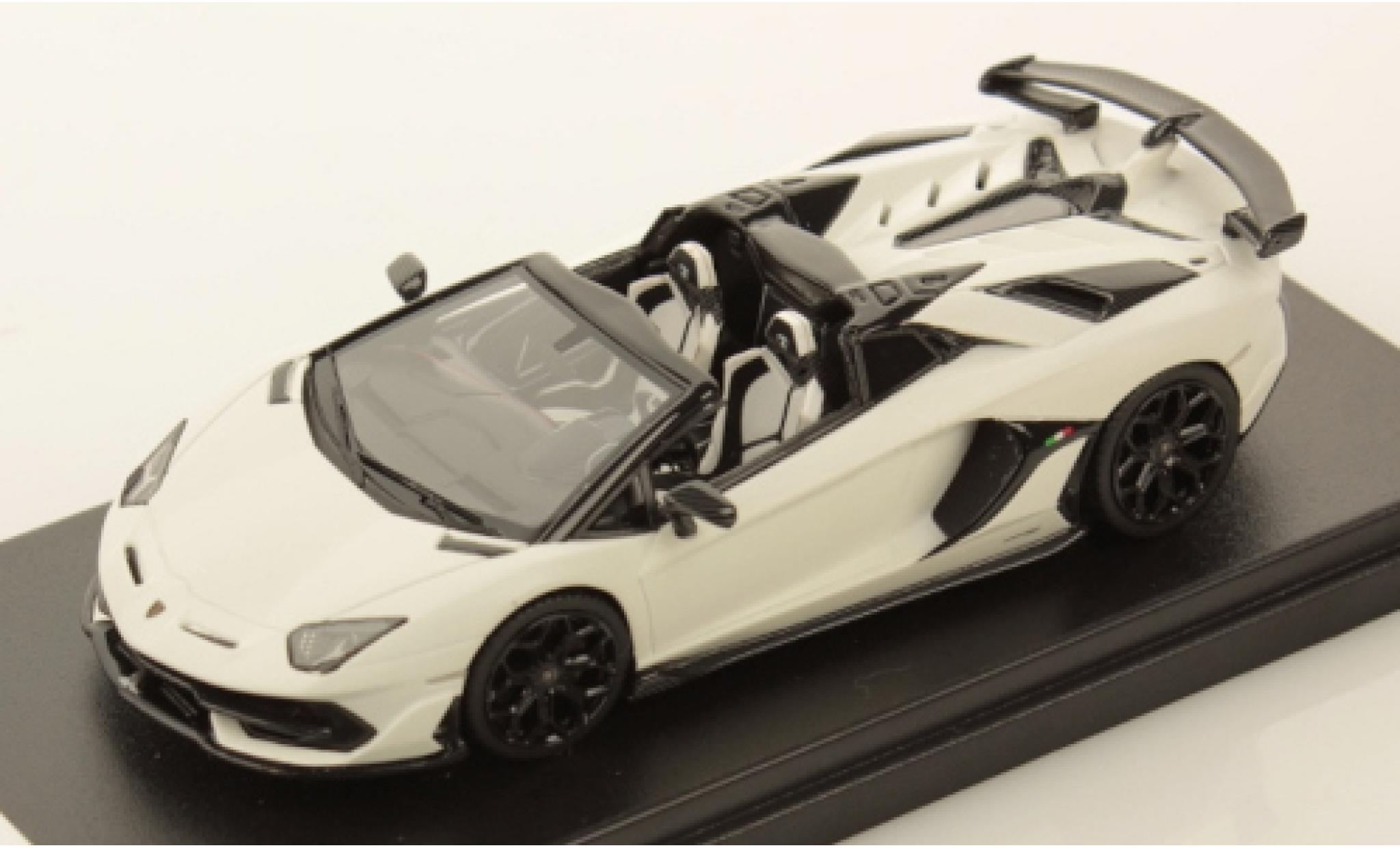 Lamborghini Aventador 1/43 Look Smart SVJ Roadster matt-bianco 2019 modellino in miniatura