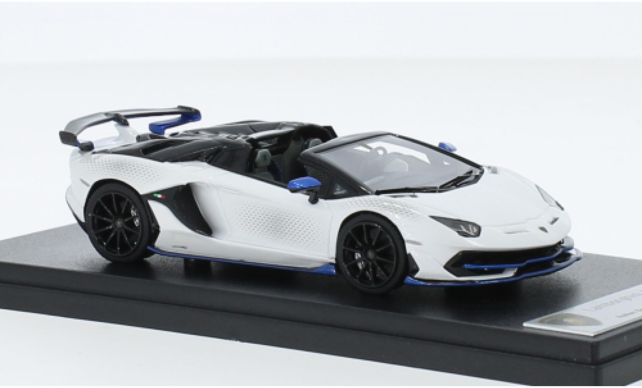 Lamborghini Aventador 1/43 Look Smart SVJ Xago Edition metallise bianco modellino in miniatura