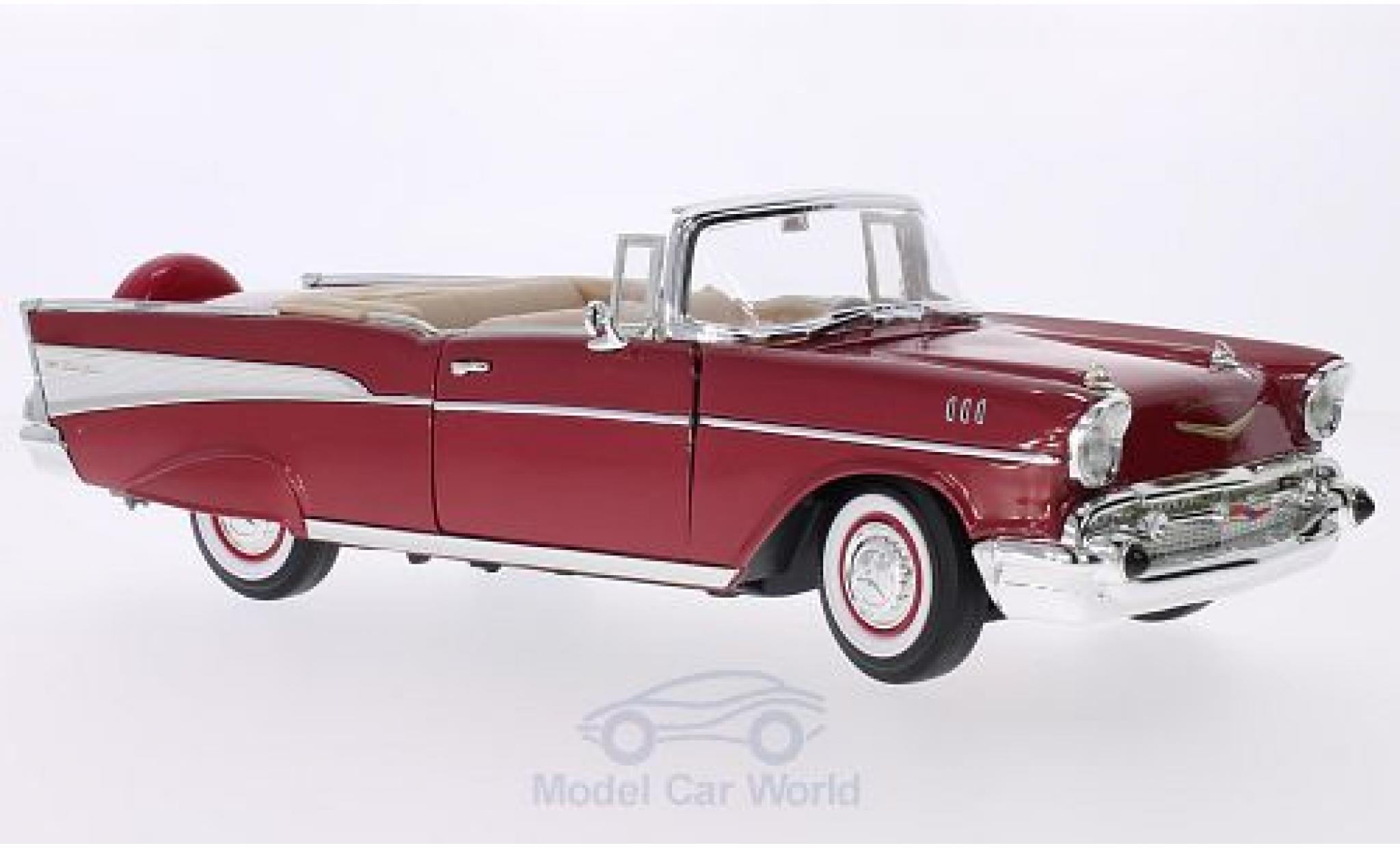 Chevrolet Bel Air 1957 1/18 Lucky Die Cast Convertibile metallico rosso/bianco 1957 modellino in miniatura
