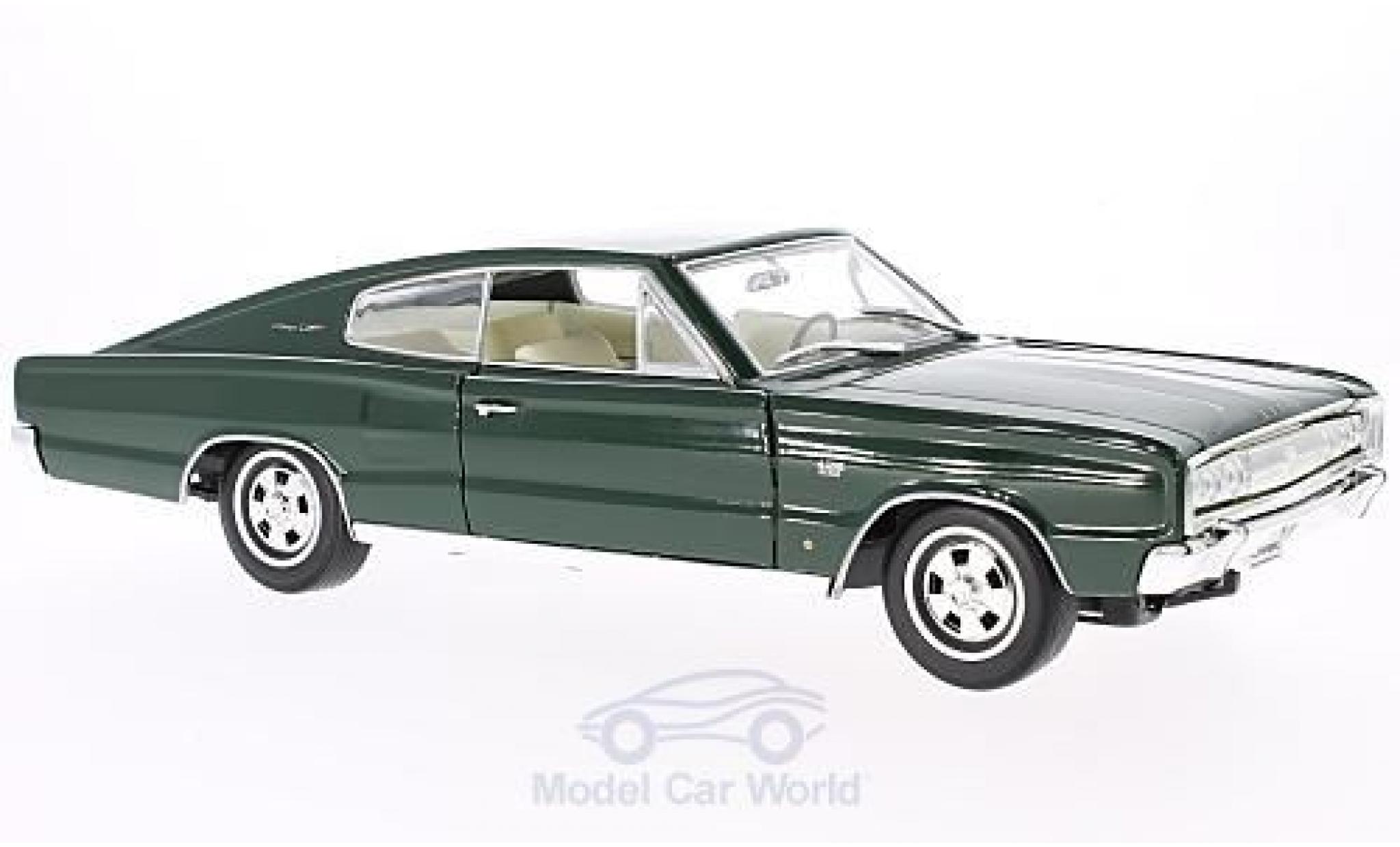 Dodge Charger 1966 1/18 Lucky Die Cast verde 1966 modellino in miniatura