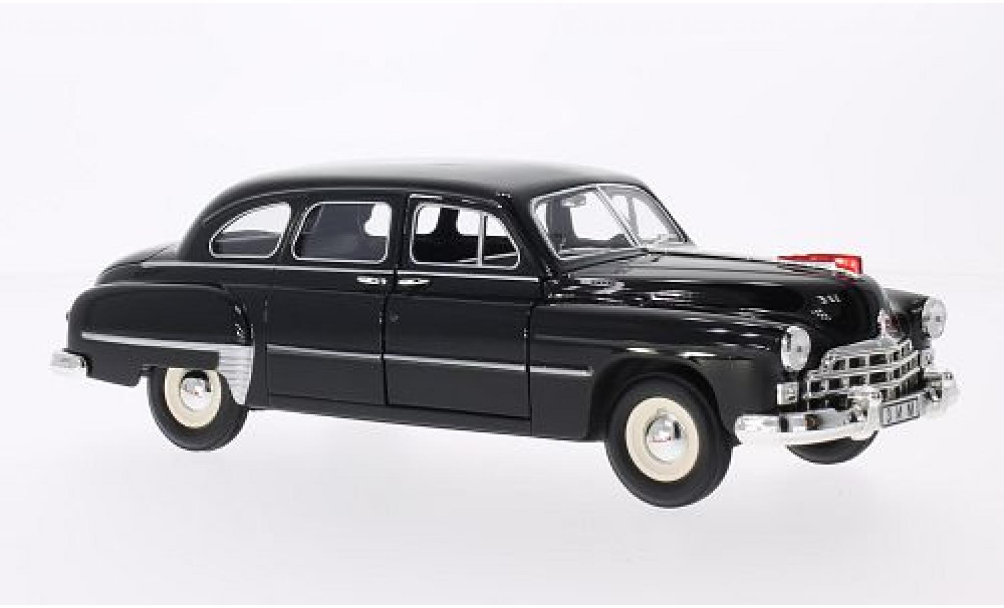 Gaz 12 1/24 Lucky Die Cast GAZ ZIM nero modellino in miniatura