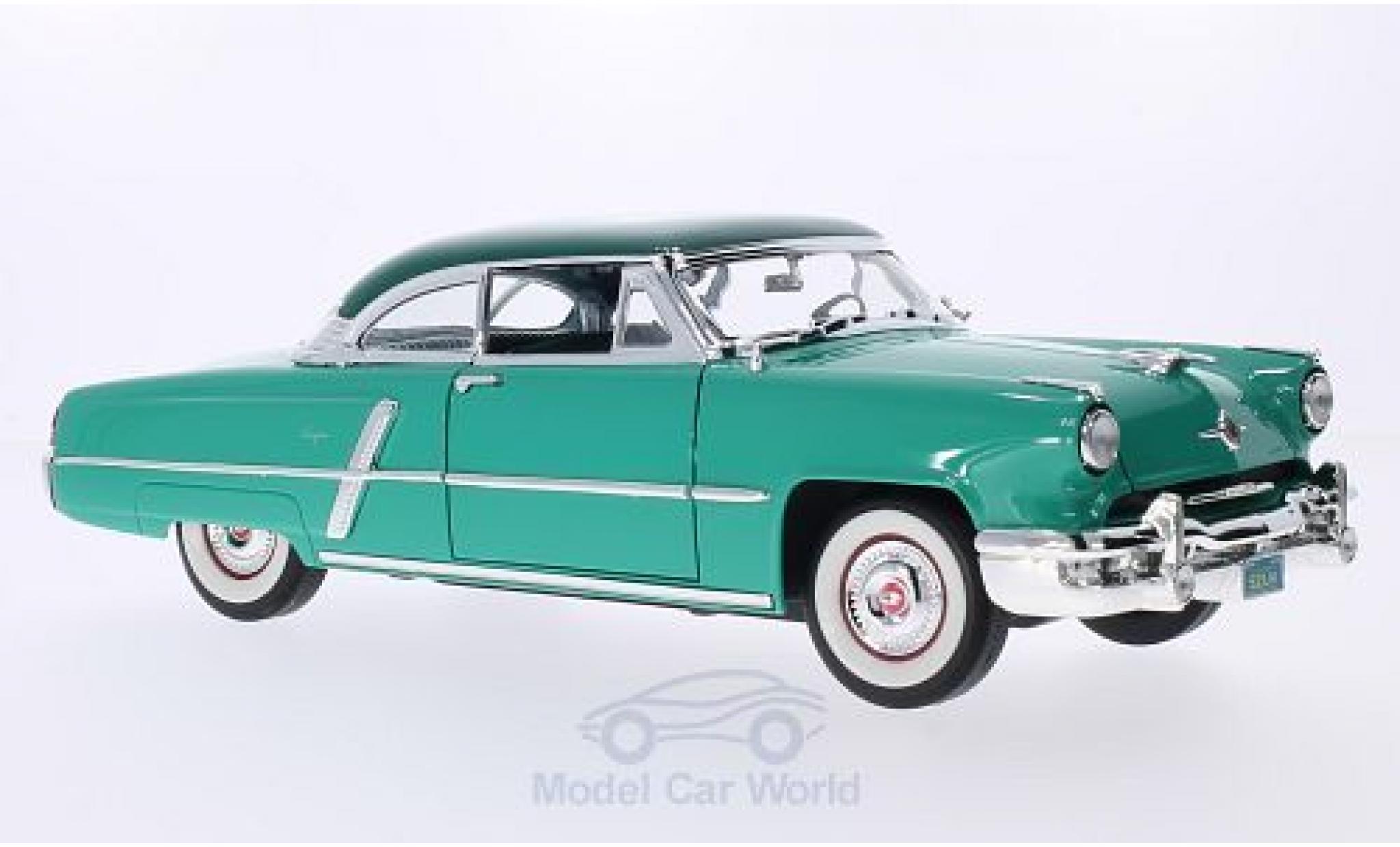 Lincoln Capri 1/18 Lucky Die Cast verde/verde 1952 modellino in miniatura