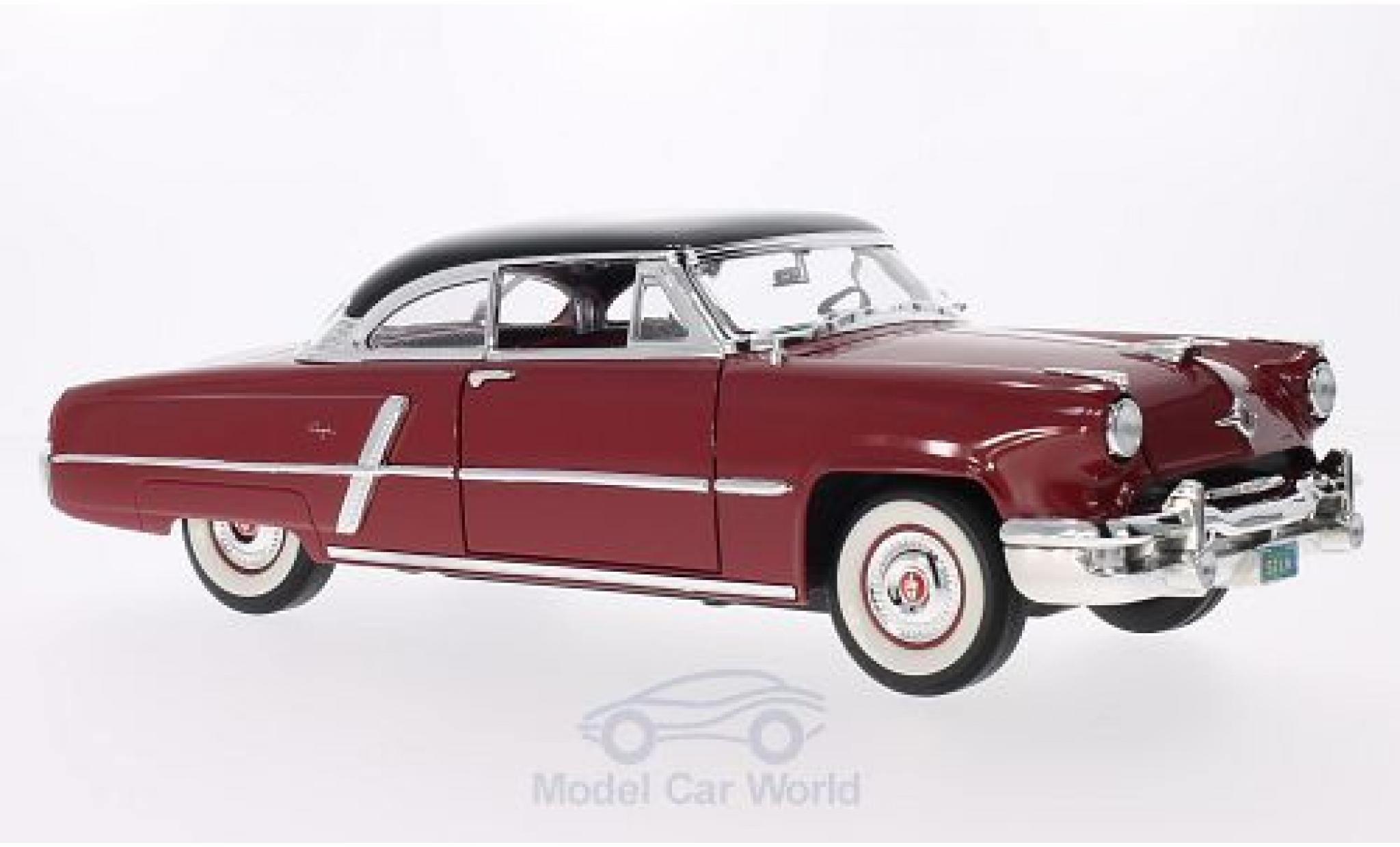 Lincoln Capri 1/18 Lucky Die Cast rosso/nero 1952 modellino in miniatura