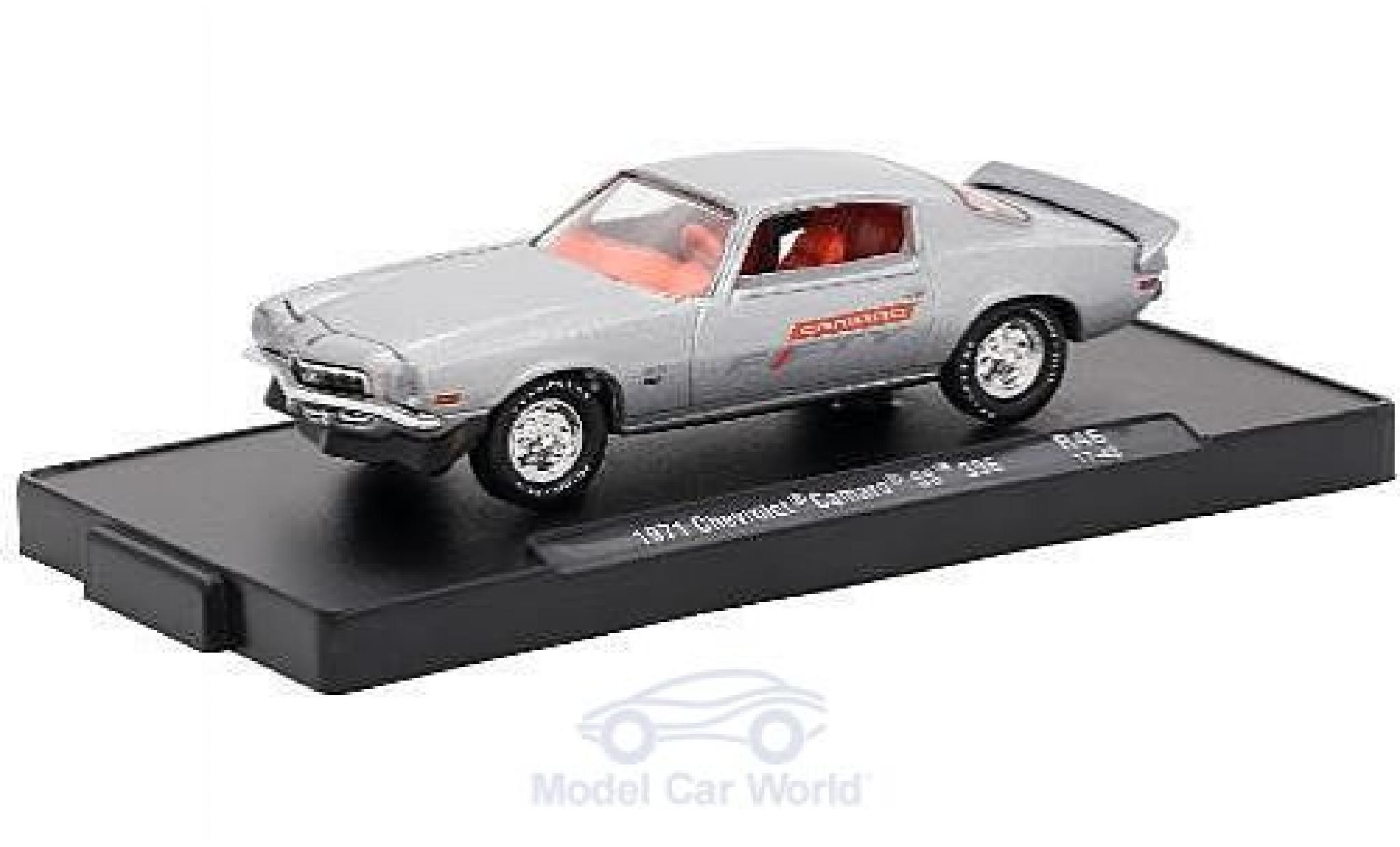 Chevrolet Camaro RS 1/64 M2 Machines SS 396 Fifty 1971 Auto-Drivers Release 46 modellino in miniatura