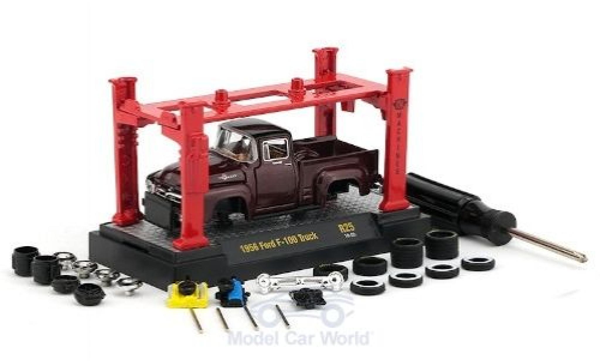 Ford F-1 1/64 M2 Machines 00 metallico rosso 1956 Model-Kit Bausatz inklusive 4 Ersatzrädern modellino in miniatura