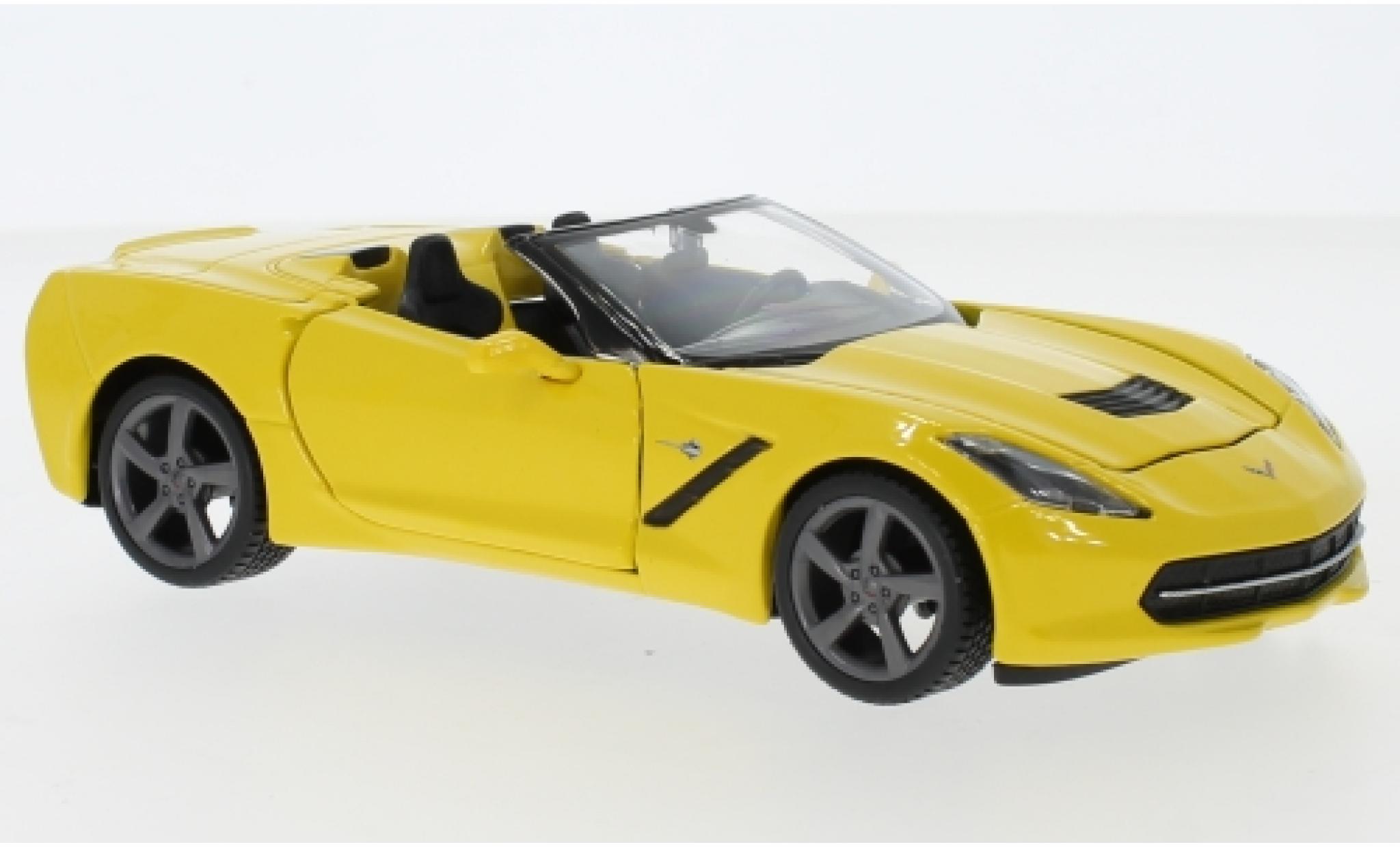 Chevrolet Corvette 1/24 Maisto Stingray (C7) Convertibile giallo 2014 modellino in miniatura