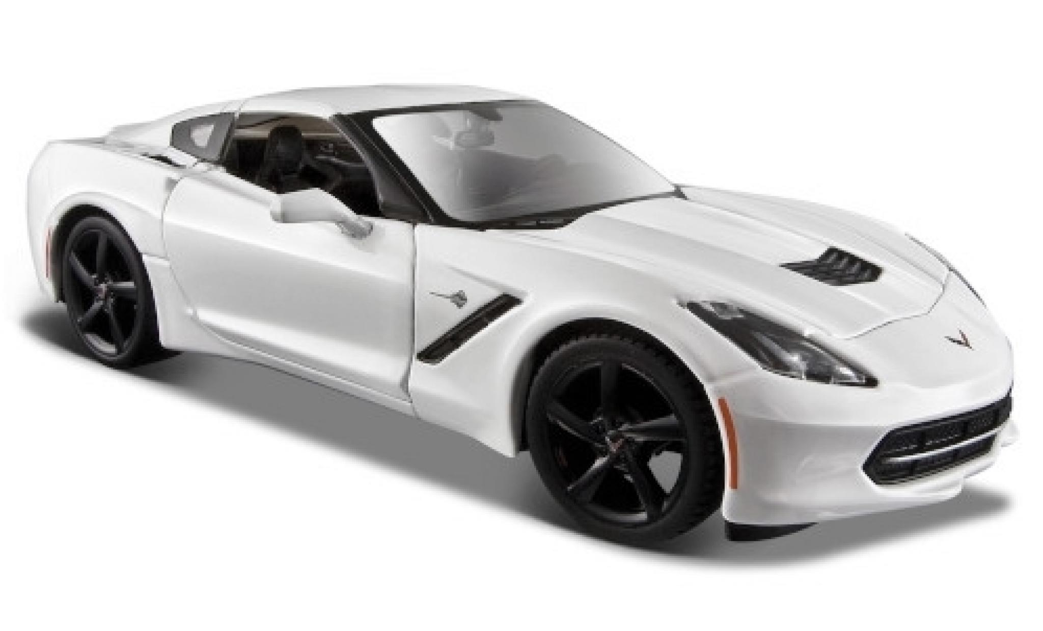 Chevrolet Corvette 1/24 Maisto Stingray (C7) bianco 2014 modellino in miniatura