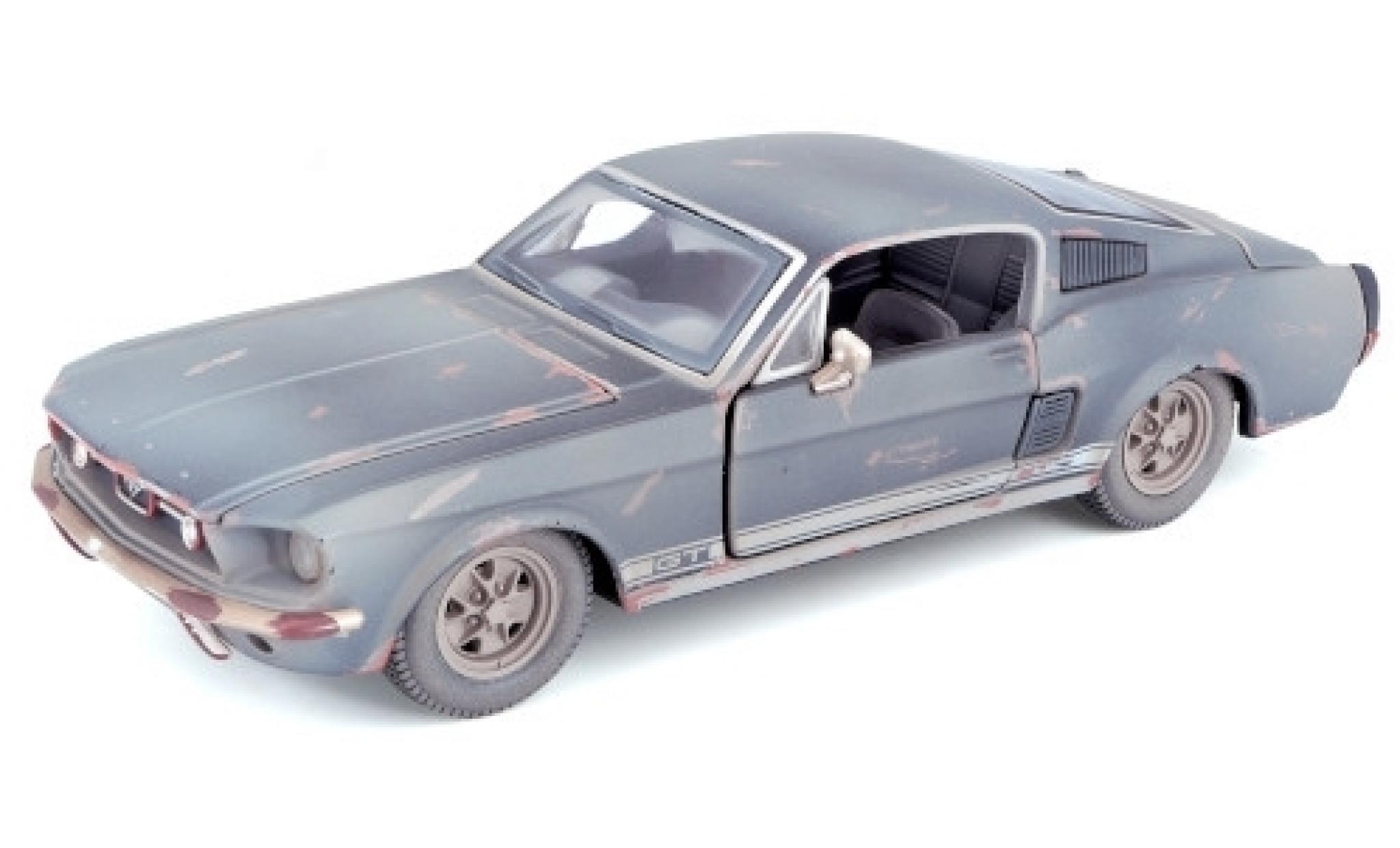 Ford Mustang 1/24 Maisto GT Fastback nero 1967 trouvaille de grange avec traces de vieilissement modellino in miniatura