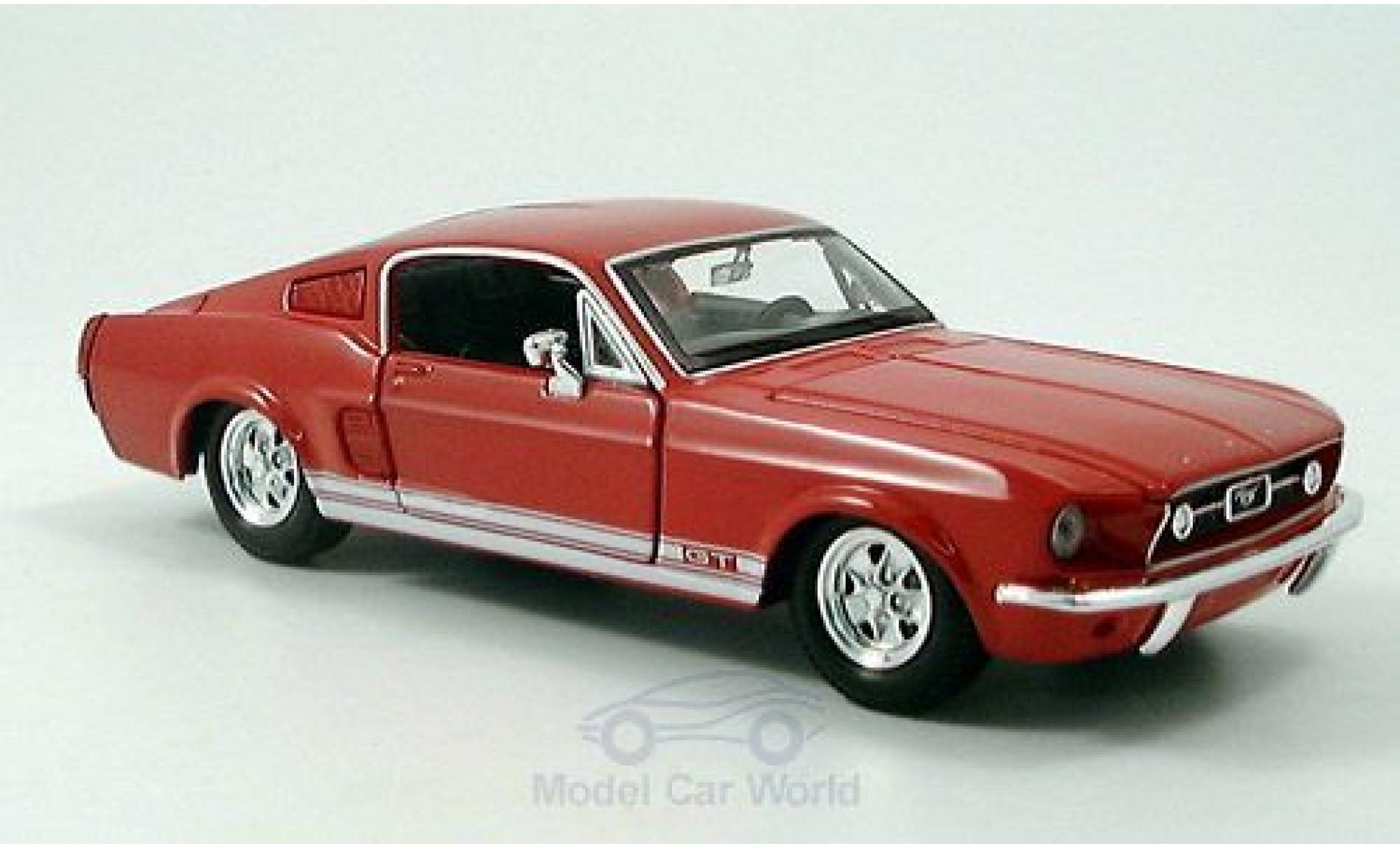 Ford Mustang 1/24 Maisto GT rosso 1967 modellino in miniatura