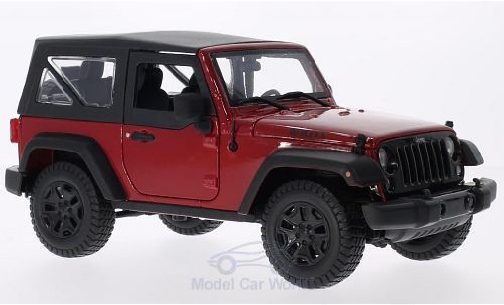 Jeep Wrangler 1/18 Maisto rosso/nero 2014 mit SoftTop modellino in miniatura