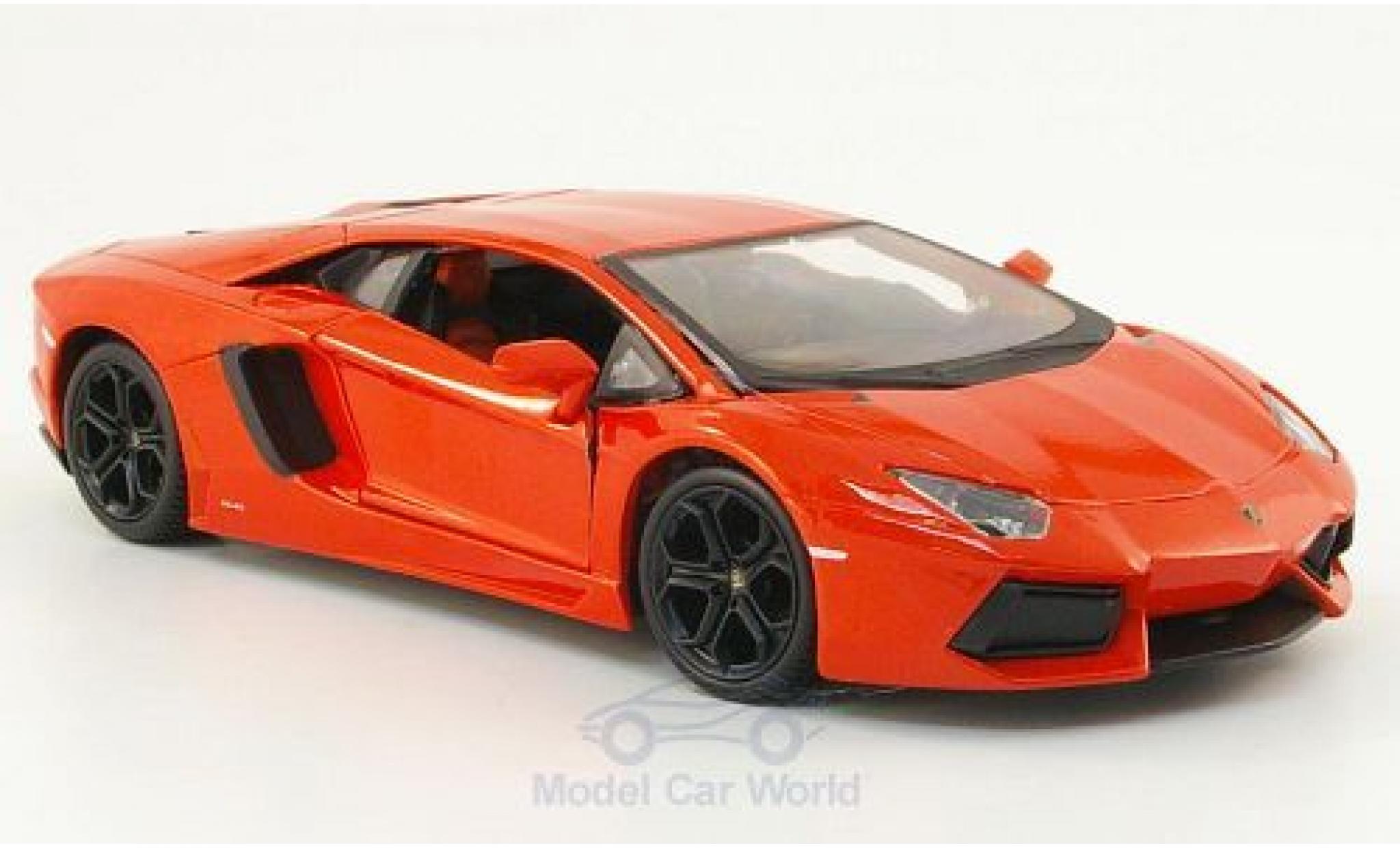 Lamborghini Aventador LP700-4 1/24 Maisto LP700-4 metallico orange 2011 modellino in miniatura