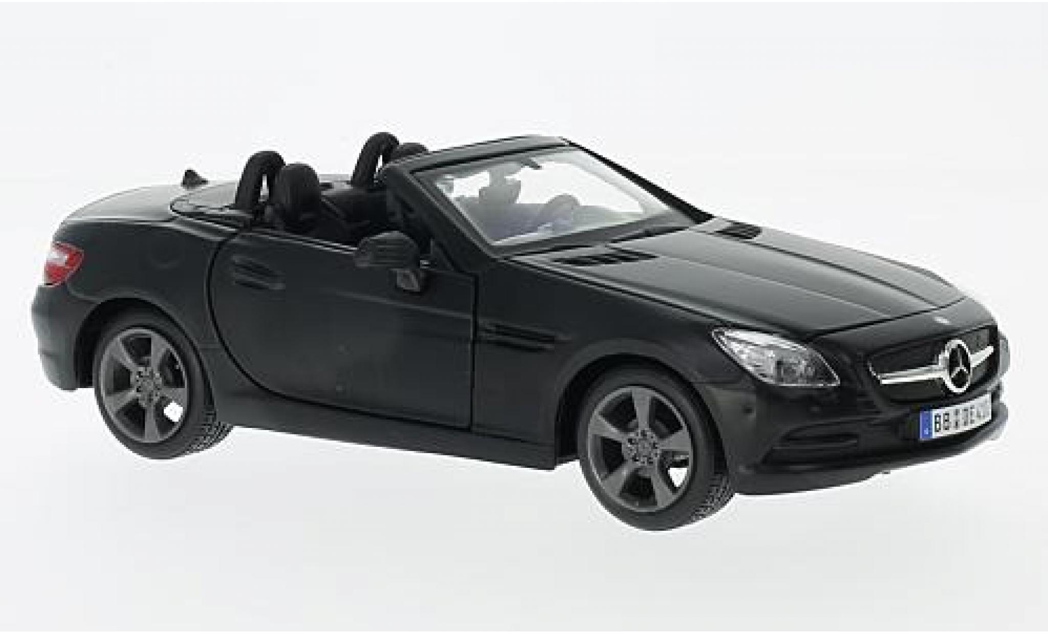 Mercedes Classe SLK 1/24 Maisto SLK-Klasse (R172) matt-nero 2011 modellino in miniatura