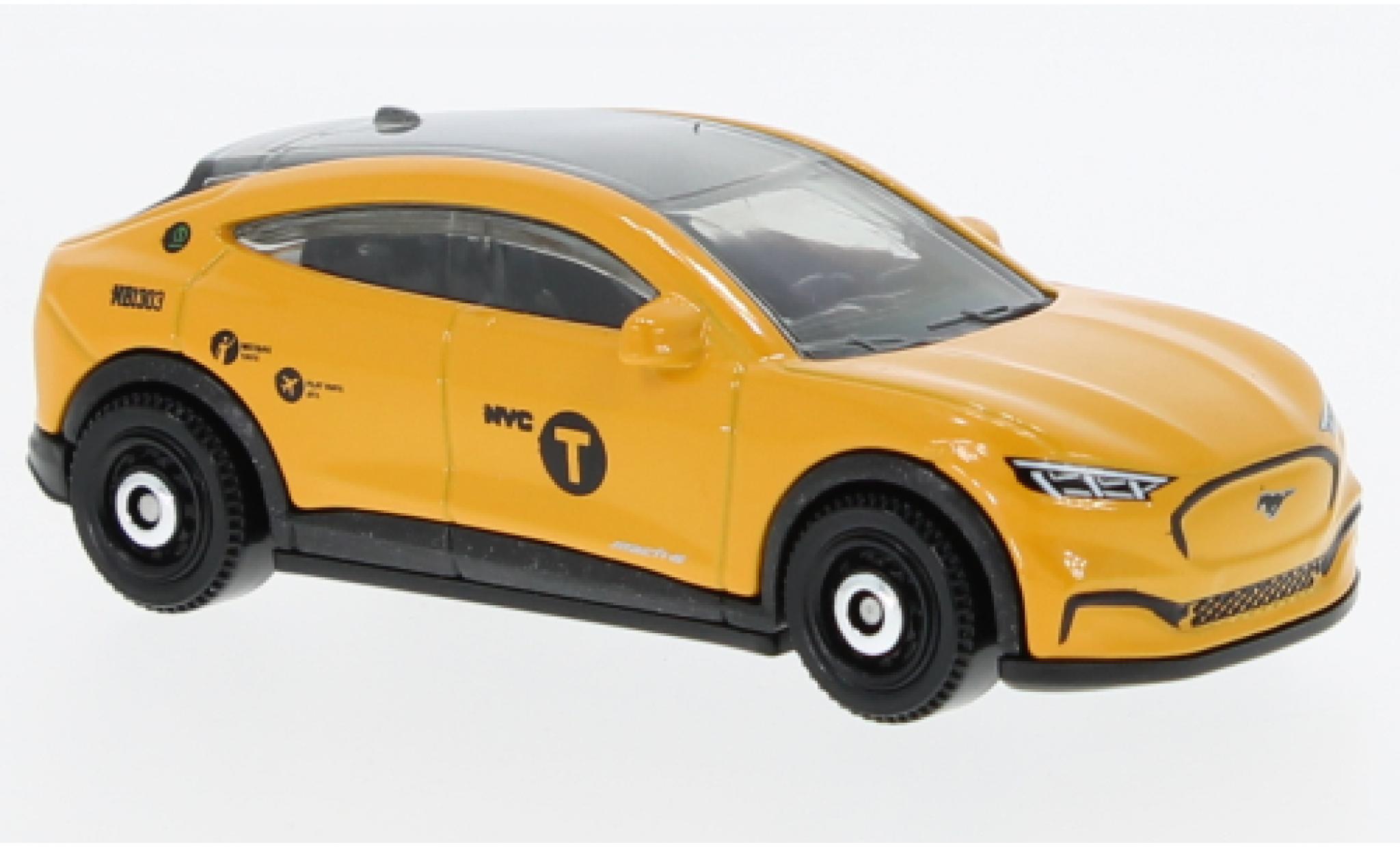 Ford Mustang 1/64 Matchbox Mach-E giallo 2021 modellino in miniatura