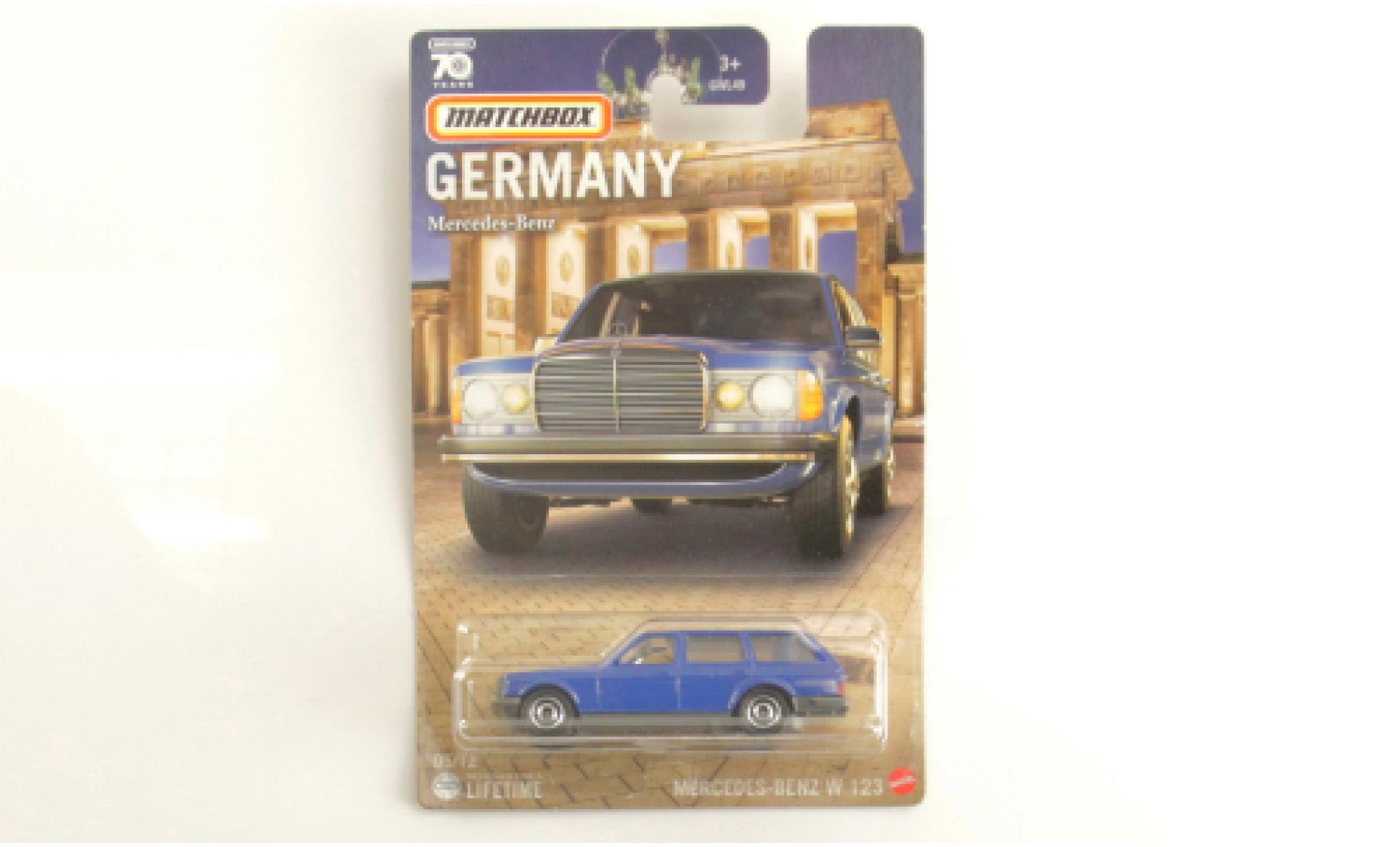 Mercedes 300 1/64 Matchbox TD (S123) blu modellino in miniatura