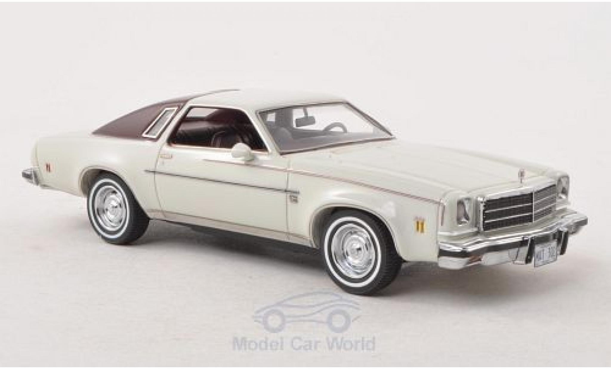 Chevrolet Chevelle 1/43 Matrix Malibu Hardtop bianco/dkl.-rosso ohne Vitrine modellino in miniatura