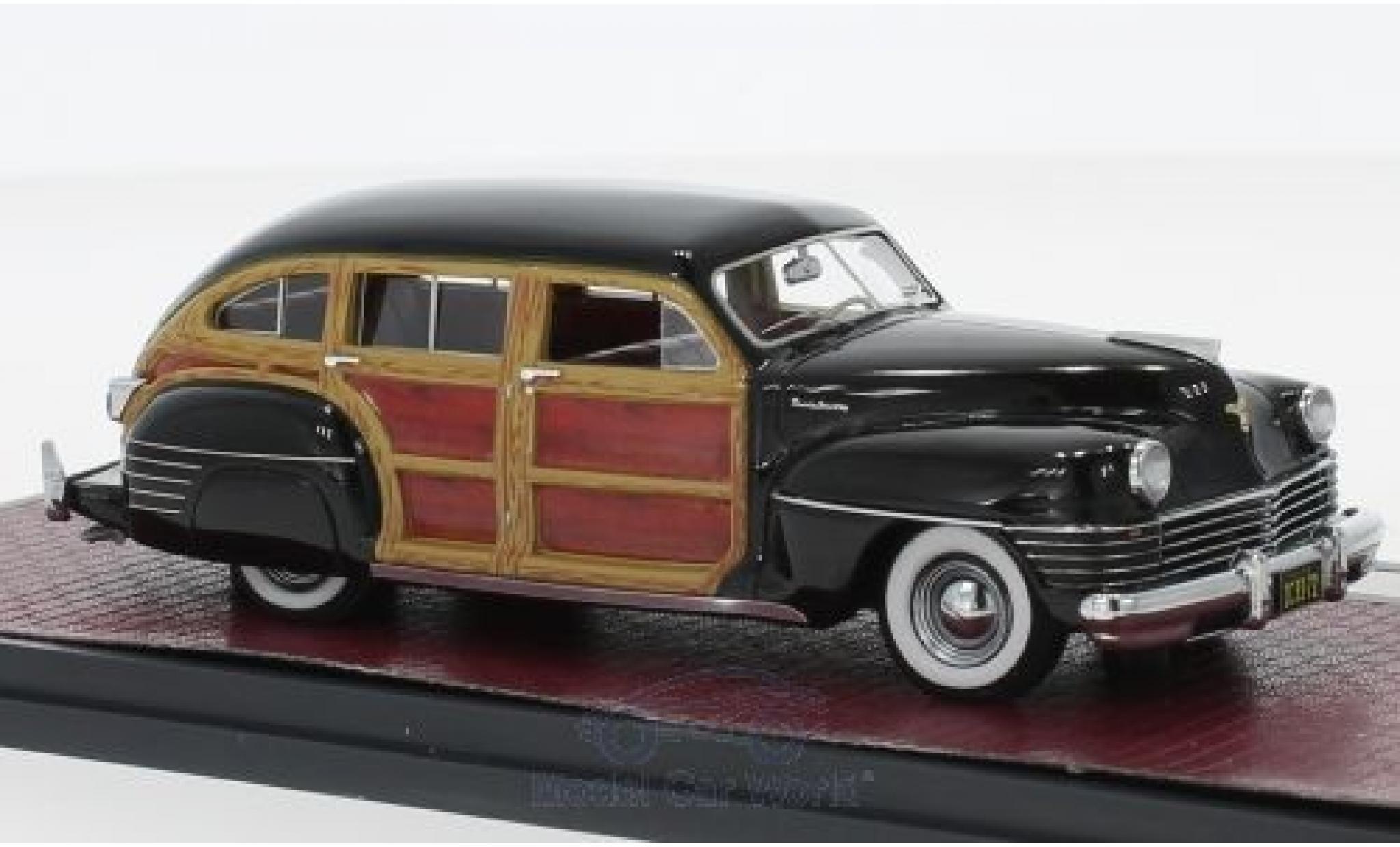 Chrysler Town & Country 1/43 Matrix Wagon nero/Holzoptik 1942 modellino in miniatura