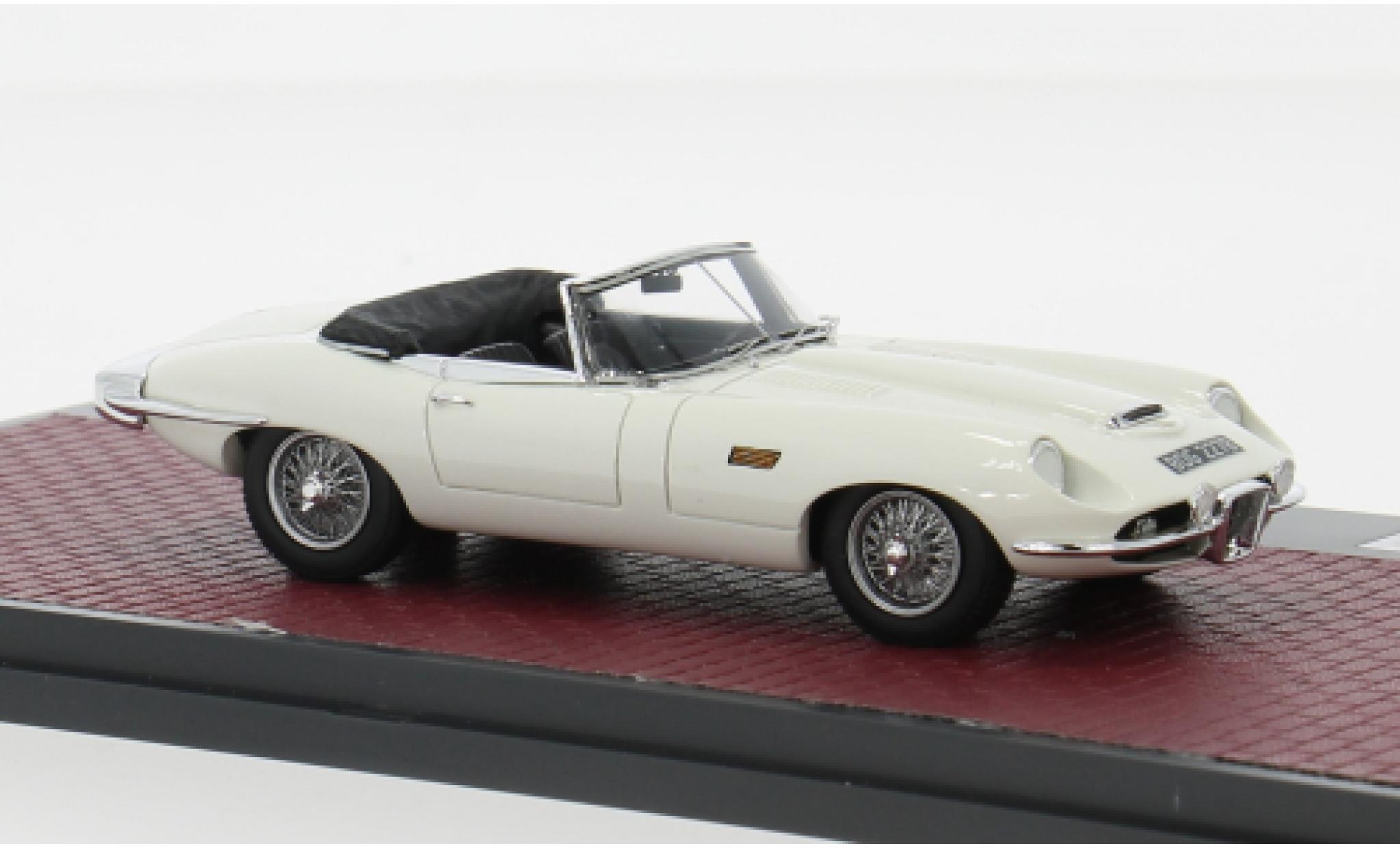 Jaguar E-Type 1/43 Matrix weiss 1964 1:43 modellino in miniatura