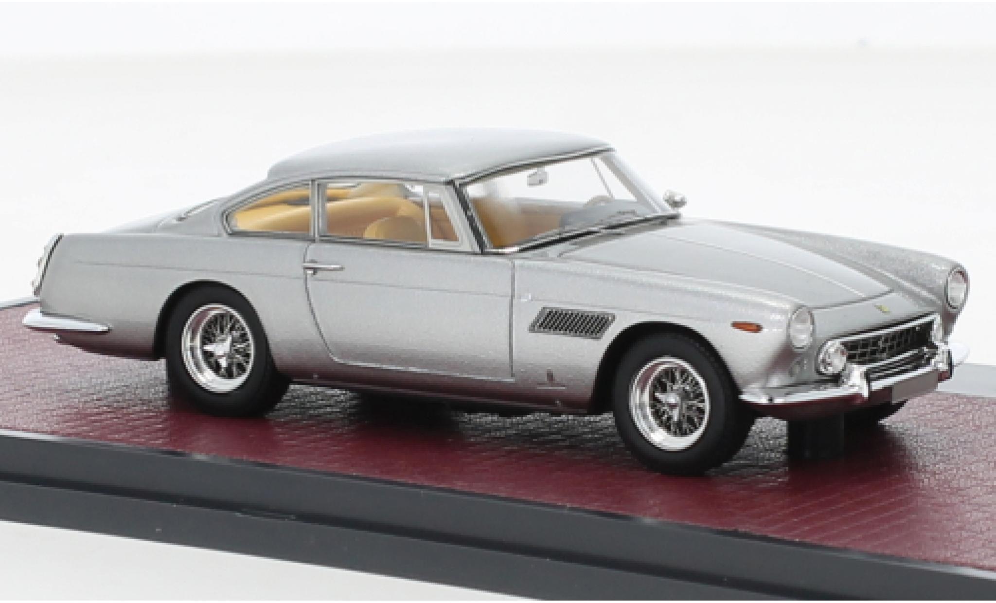 Ferrari 250 1/43 Matrix GT/E 2+2 Coupe Pininfarina d 1960 modellino in miniatura