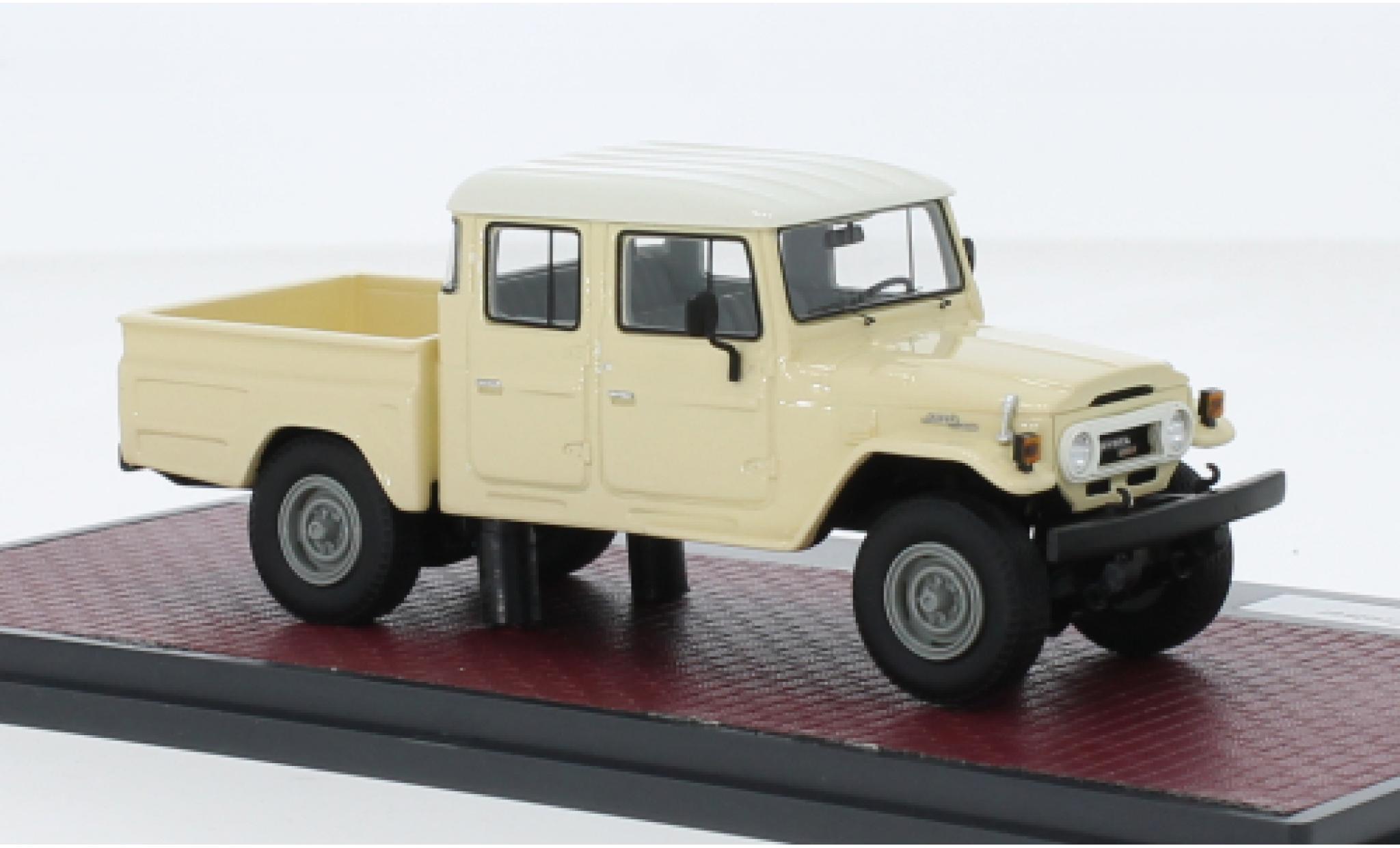 Toyota Land Cruiser 1/43 Matrix HJ45 Crew Cab beige/bianco modellino in miniatura