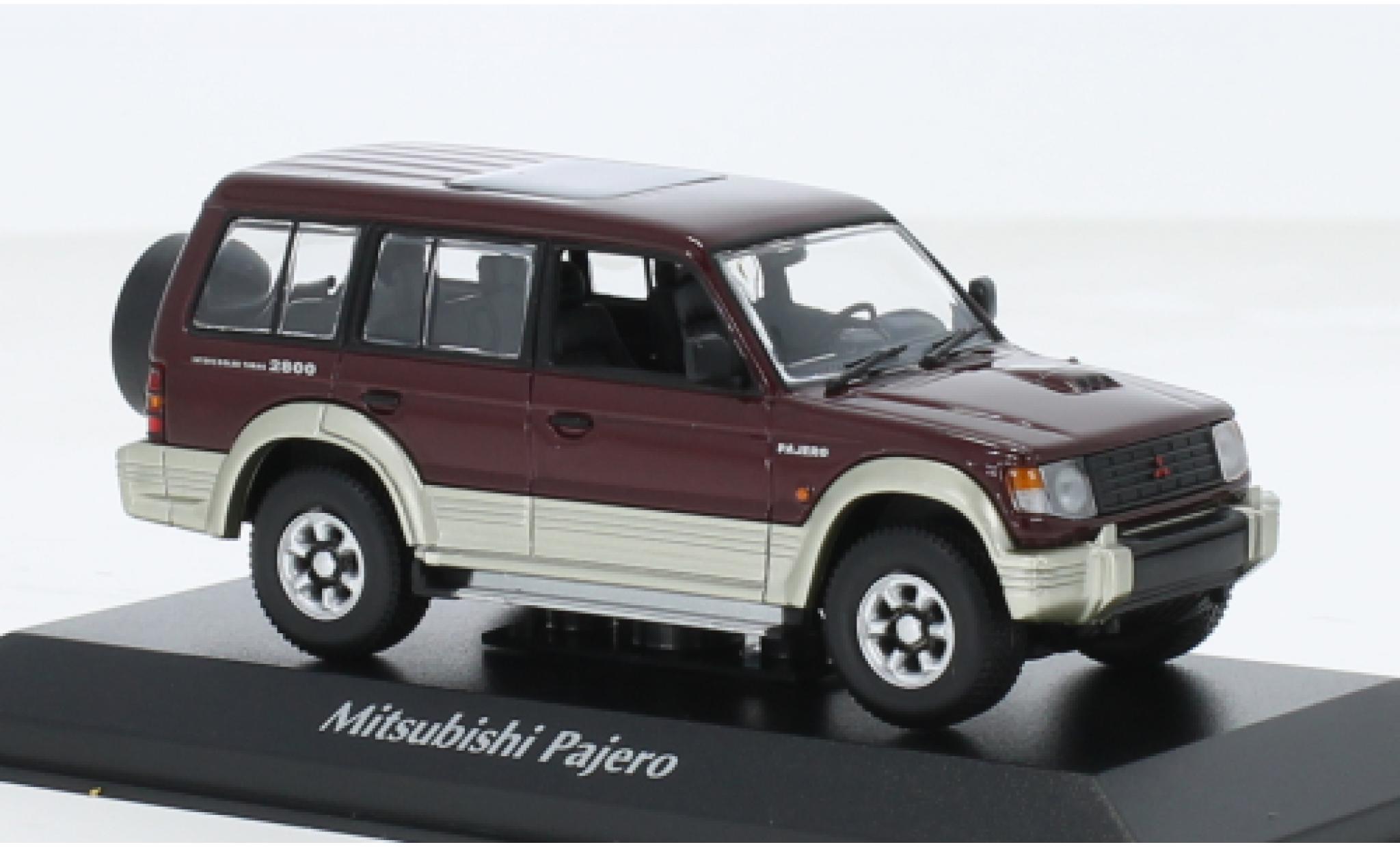 Mitsubishi Pajero 1/43 Maxichamps LWB metallise rot 1991 1:43 modellino in miniatura
